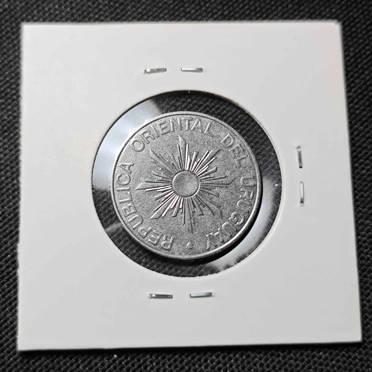 KK钱币收藏小铺  第412期 2月预留时间 周末发货 1989乌拉圭50比索