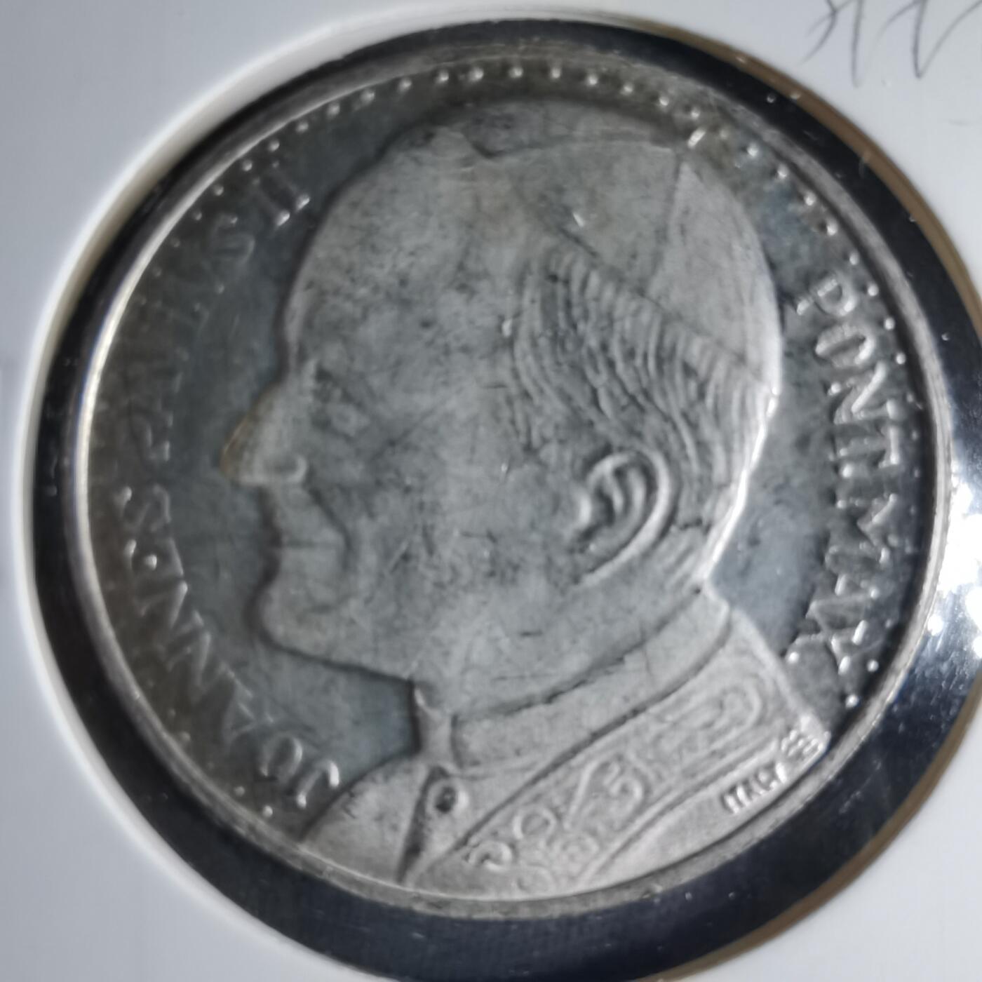 沼泽如烟--第1039场 梵蒂冈纪念章