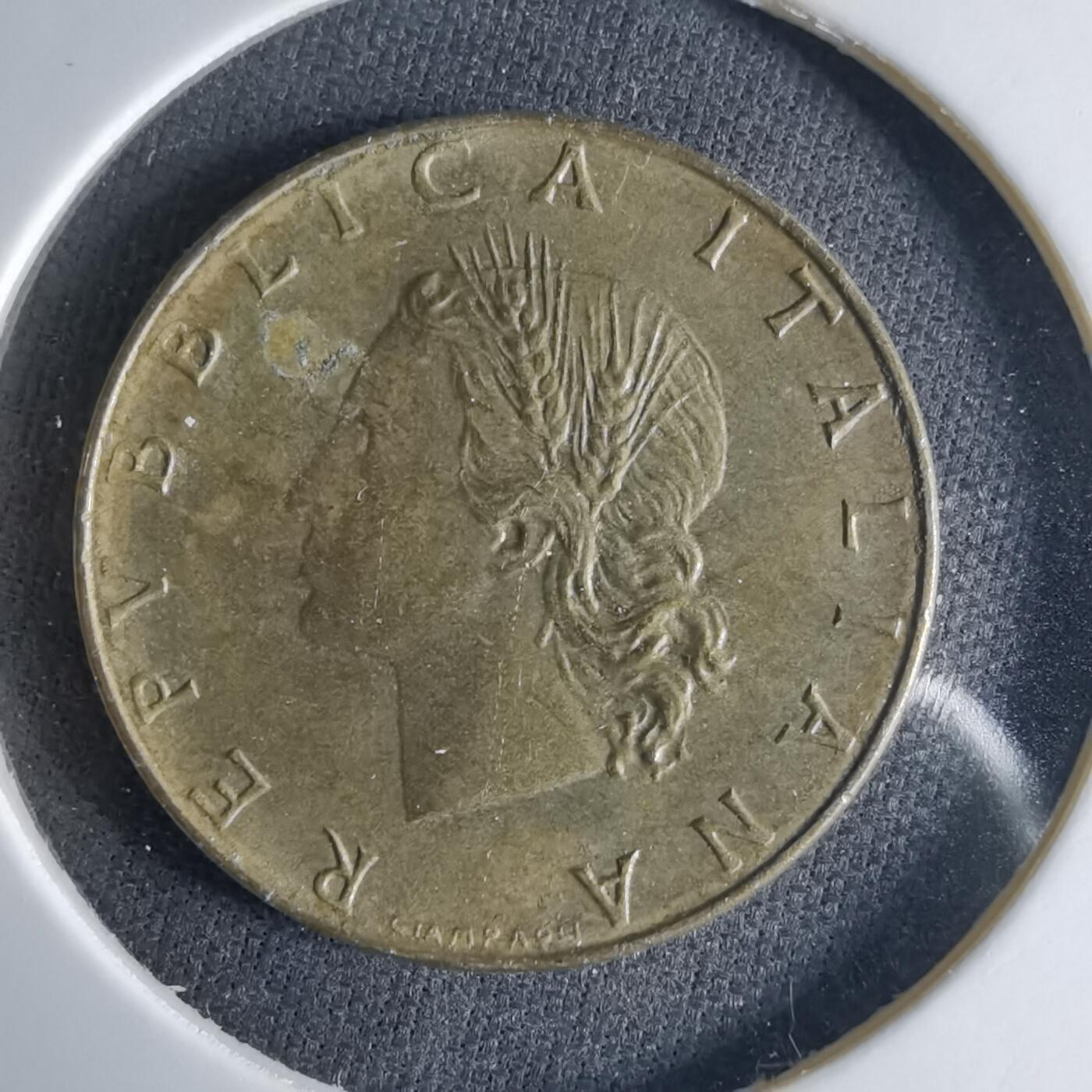 沼泽如烟--第1039场 意大利1976年20里拉