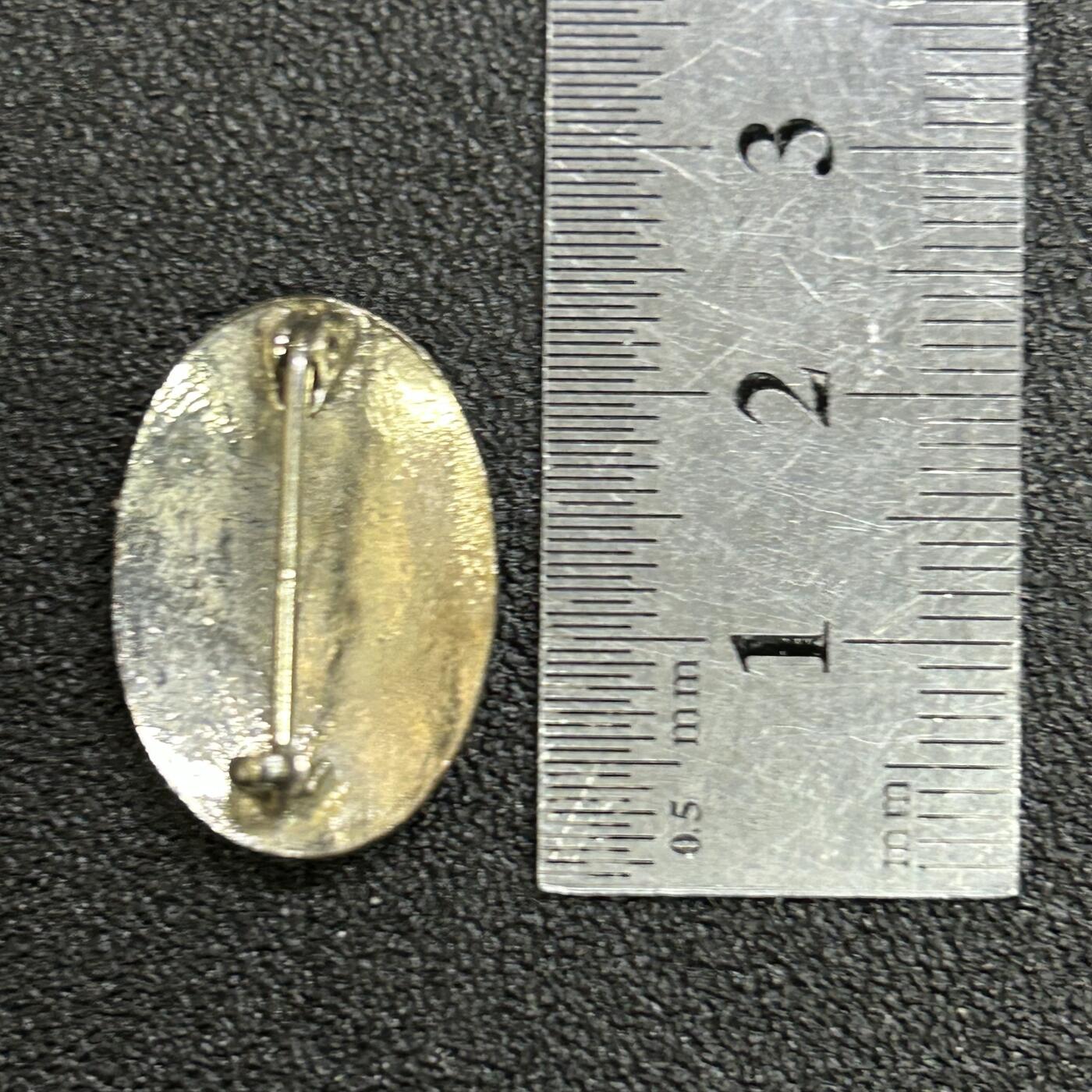 西秦中古拍卖第八十二期  泰国诗琳通公主皇家纪念胸针 纪念章