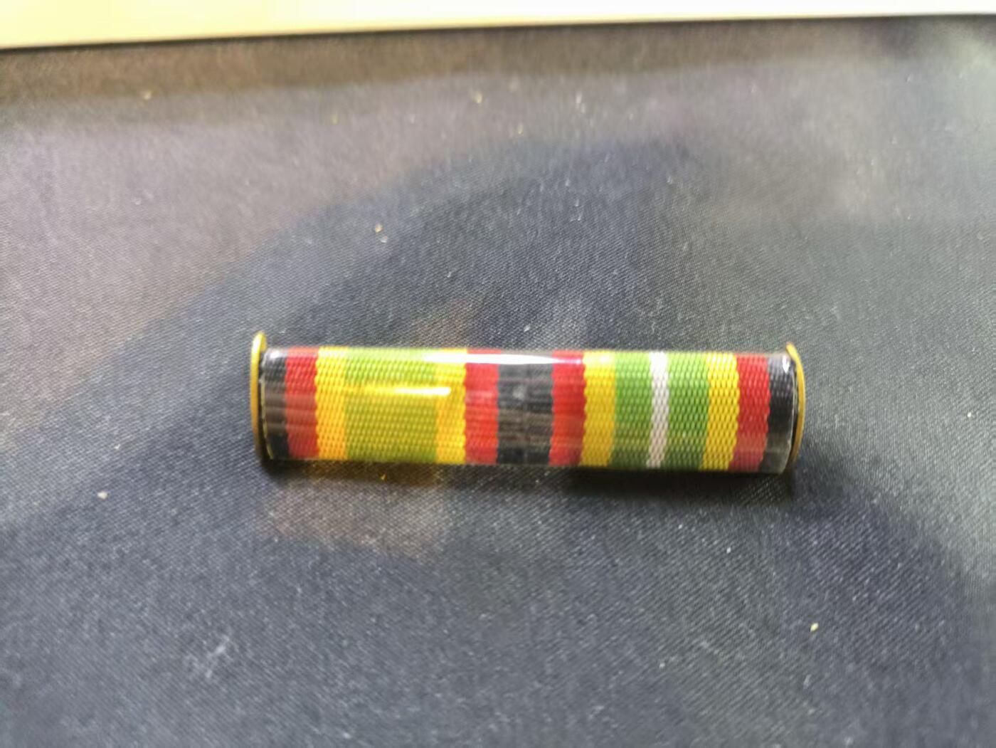 云宸嘉赏-勋臻文献佳藏优品精选场次（低佣 转发佣金红包） 民主德国人民军二R服役勋略 早期实体版黑领必备 