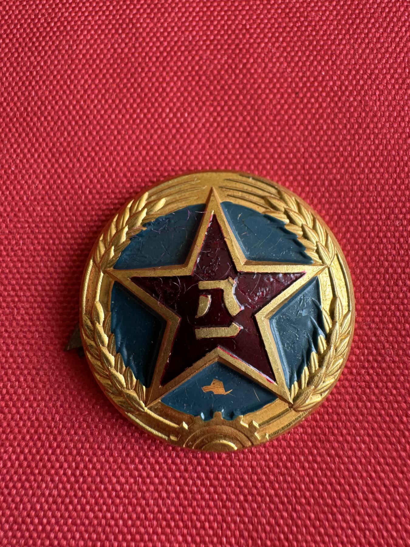 五哥徽章群   31号周二晚上八点4群联拍