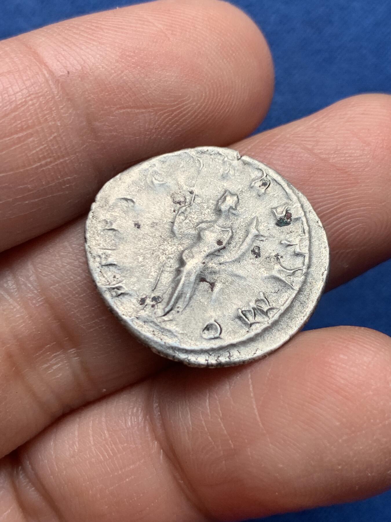 《竞宝斋》第476场 周日，周一 2场连拍 （全场包邮）欢迎送拍