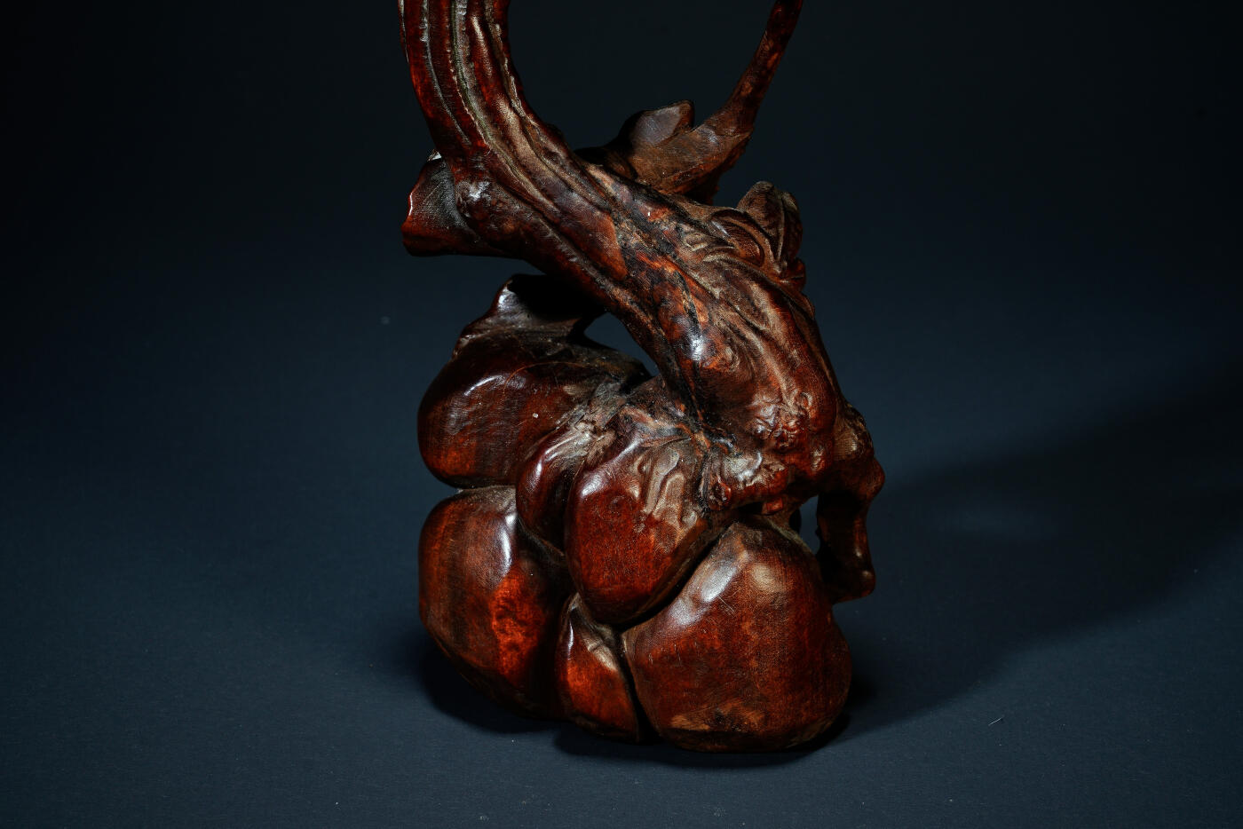 上海都达杂项专场六十七【全场包邮】 清代老黄杨木精雕《硕果累累》摆件95-6