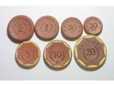 7枚全套 德国德紧萨克森1921年著名陶币（镶金边3枚） - 7枚全套 德国德紧萨克森1921年著名陶币（镶金边3枚）