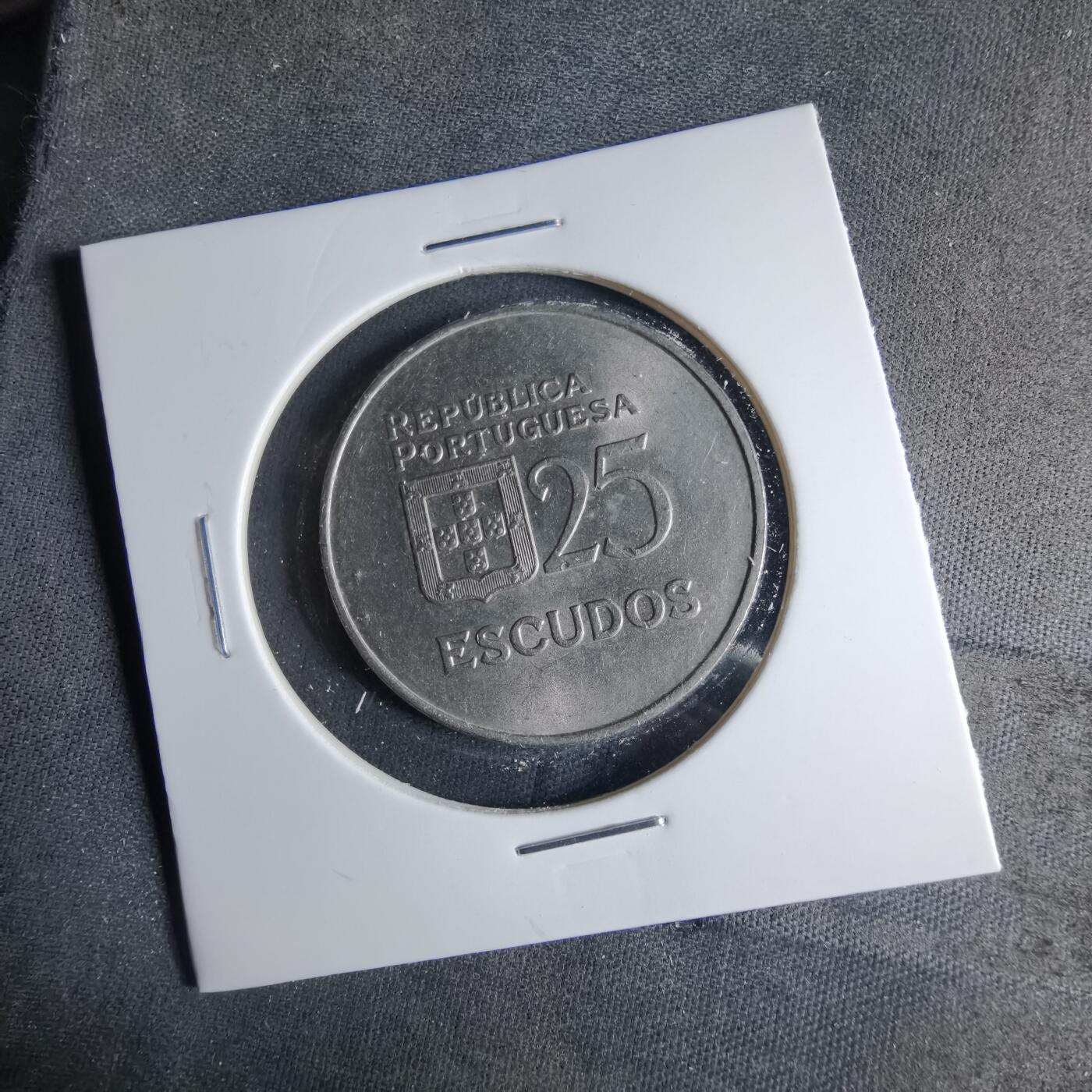 沼泽如烟--第1039场 葡萄牙1980年25埃斯库多