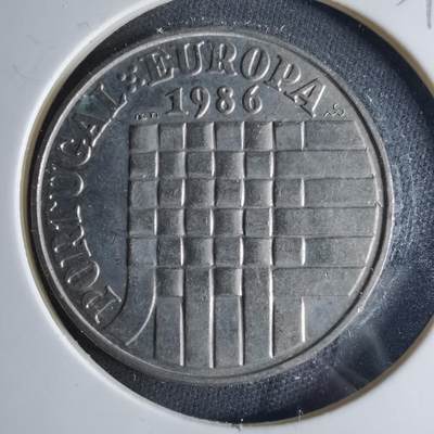 沼泽如烟--第1039场 - 葡萄牙1986年25埃斯库多