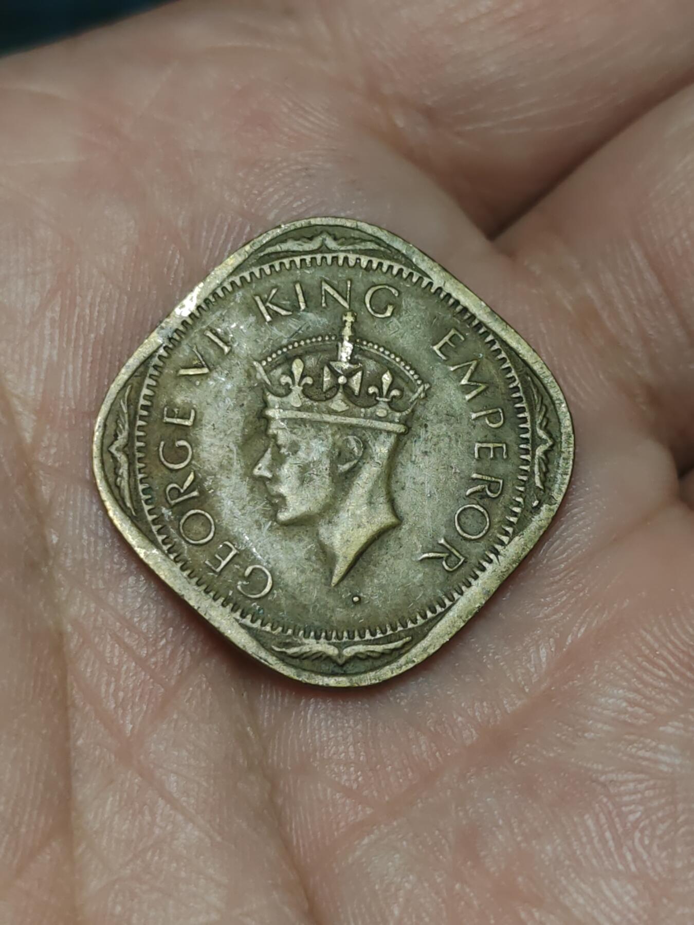 2026年第三十九场(总第二百零八场）外国好品散币场(免佣金) 英属印度1943年2安娜(乔治六世时期第三版，Small3–小3版，b版孟买造)