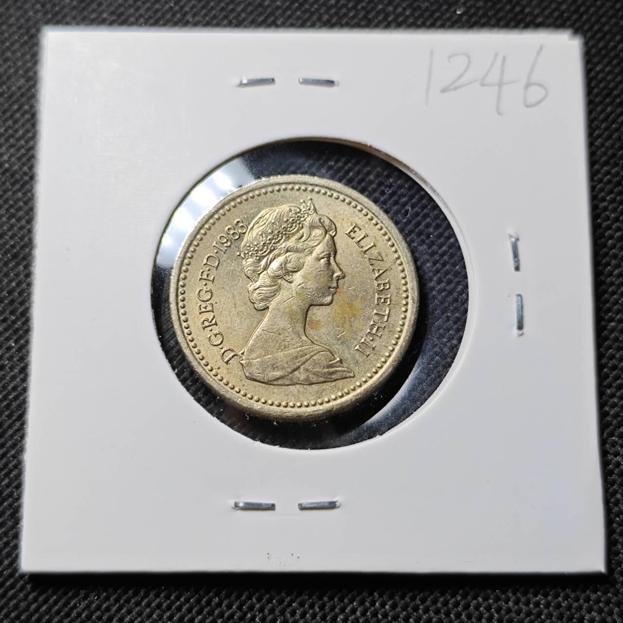 KK钱币收藏小铺  第412期 2月预留时间 周末发货 1983英国1镑 