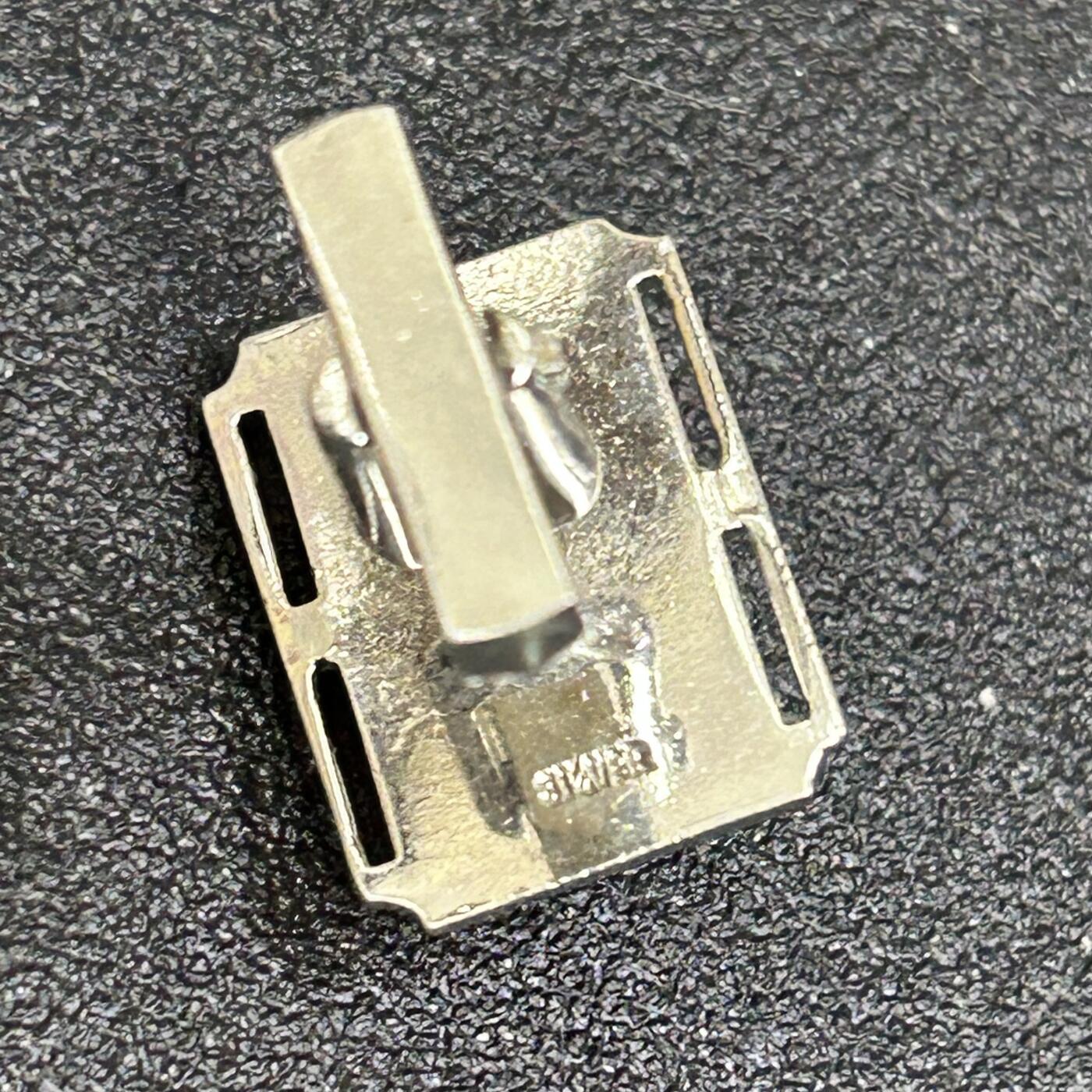 西秦中古拍卖第八十二期  海外回流纯银袖扣 有银标 重5.7克