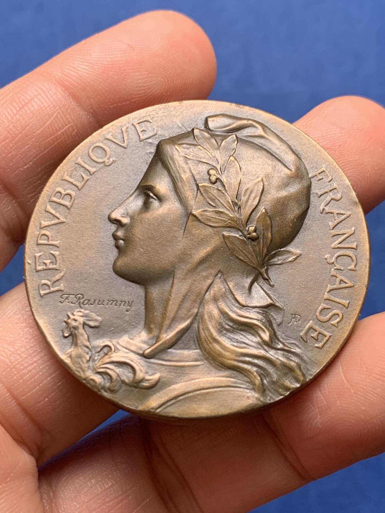 《竞宝斋》第476场 周日，周一 2场连拍 （全场包邮）欢迎送拍 法国铜章 未知年份 玛丽安娜女神 希农行政区农业竞赛 直径44.5mm 重量40.2g