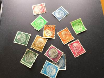 云宸嘉赏-勋臻文献佳藏优品精选场次（低佣 转发佣金红包） - 德意志帝国-保罗・冯・兴登堡（Paul von Hindenburg）邮票一组 