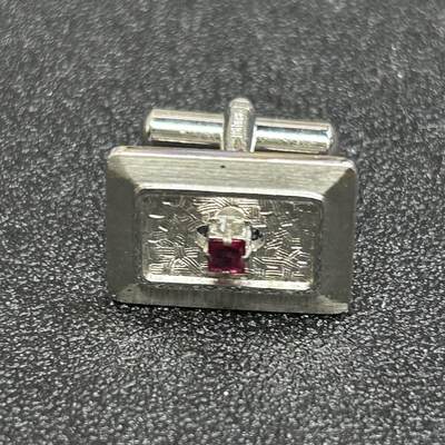 西秦中古拍卖第八十二期  - 海外回流纯银袖扣 有银标 重5克