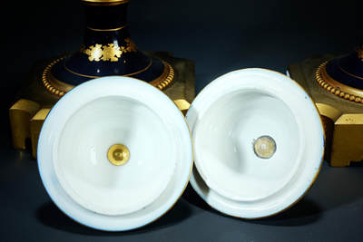 上海都达杂项专场103【全场包邮】  清代法国塞弗尔风格铜鎏金瓷瓶 1对