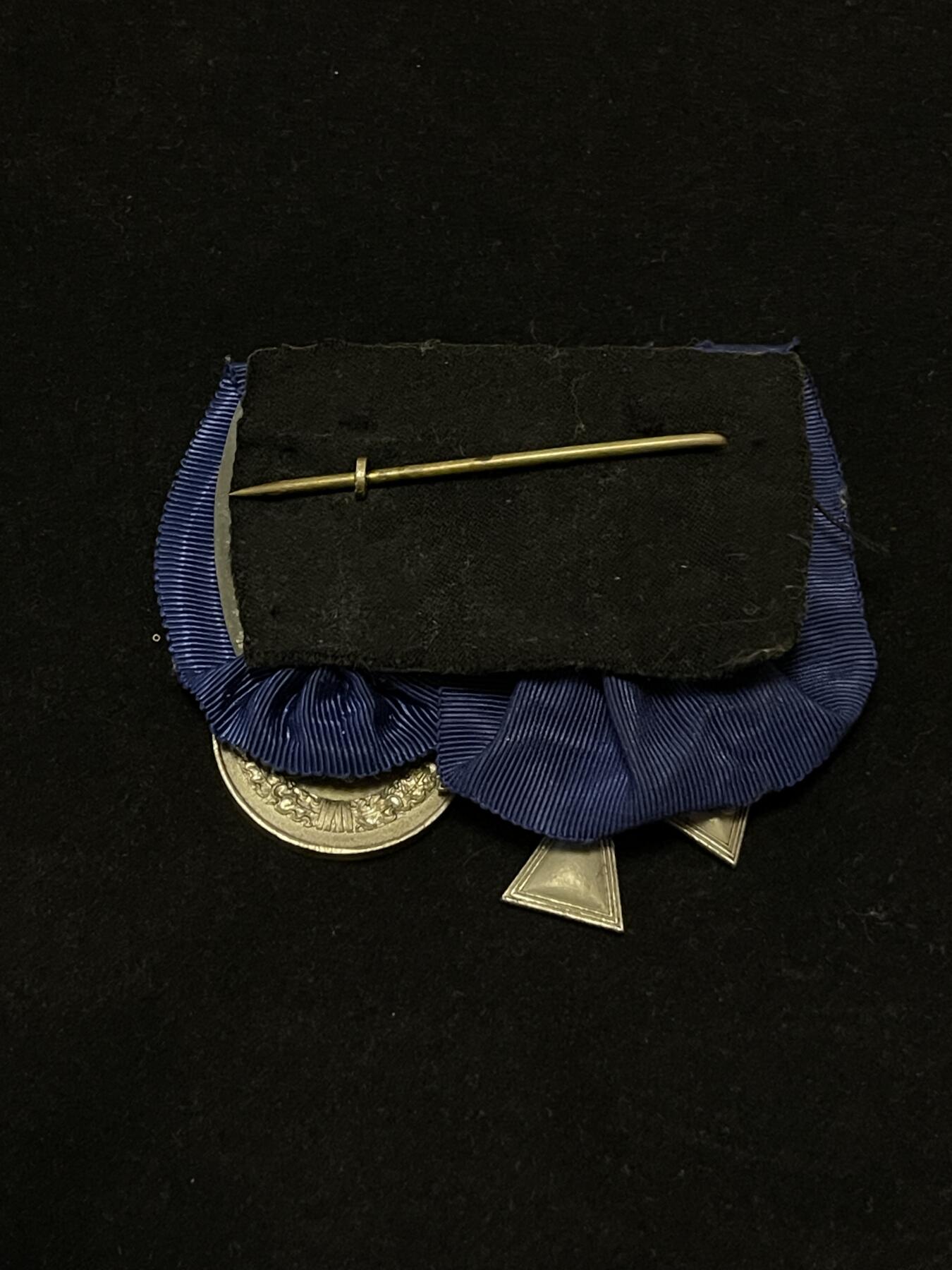 专场 德三四年十八年服仪礼服挂