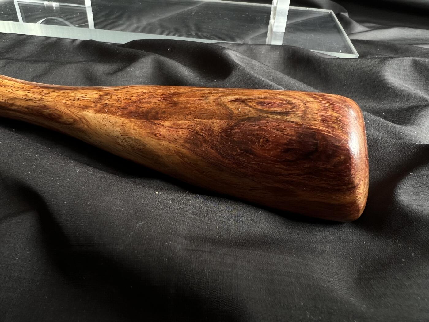 零元拍：NO.10海南黄花梨随形文玩把玩棍，尺寸约：37.5/2/4.5CM