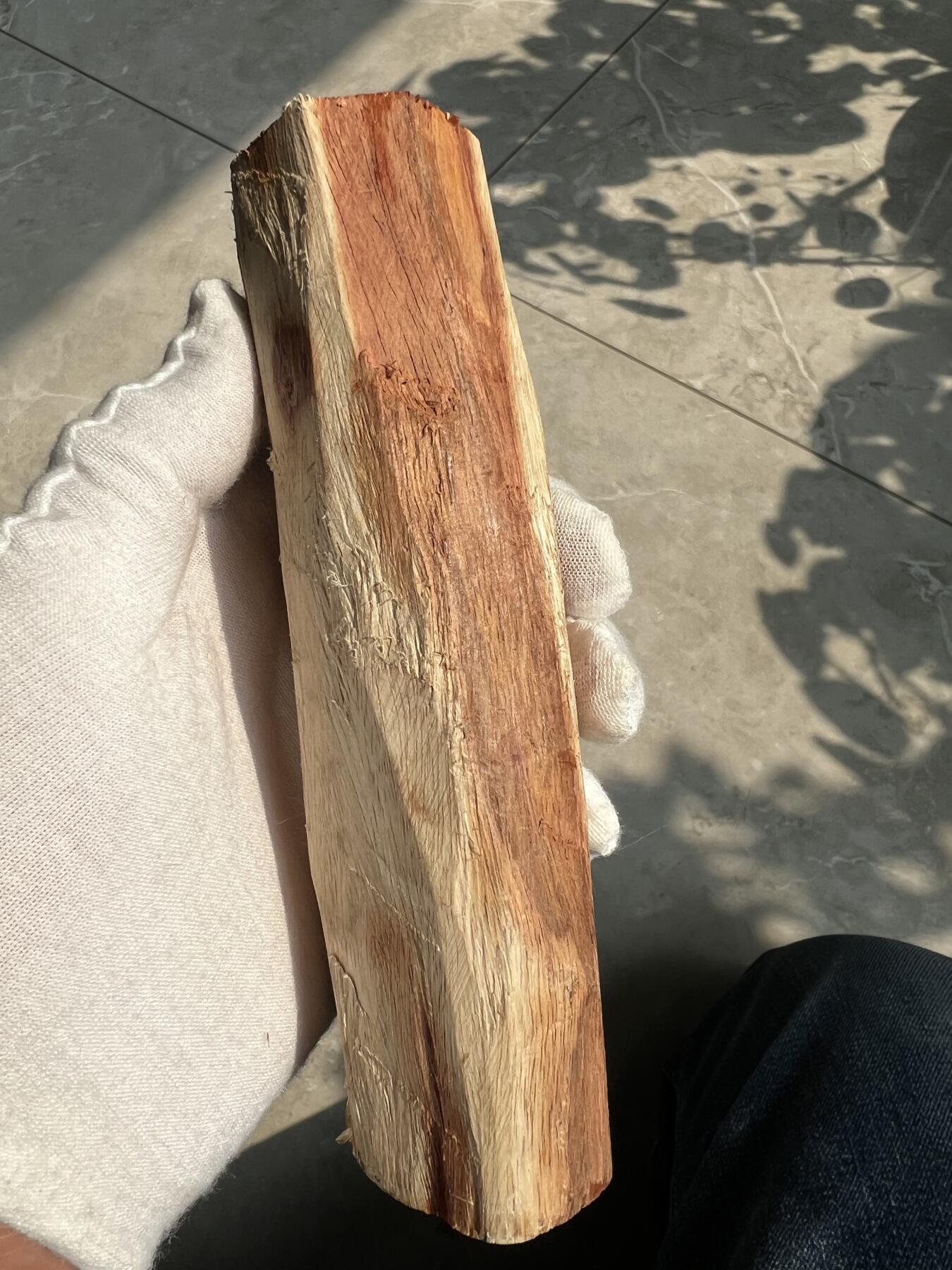 零元拍：  海南黄花梨。尺寸约145/45MM