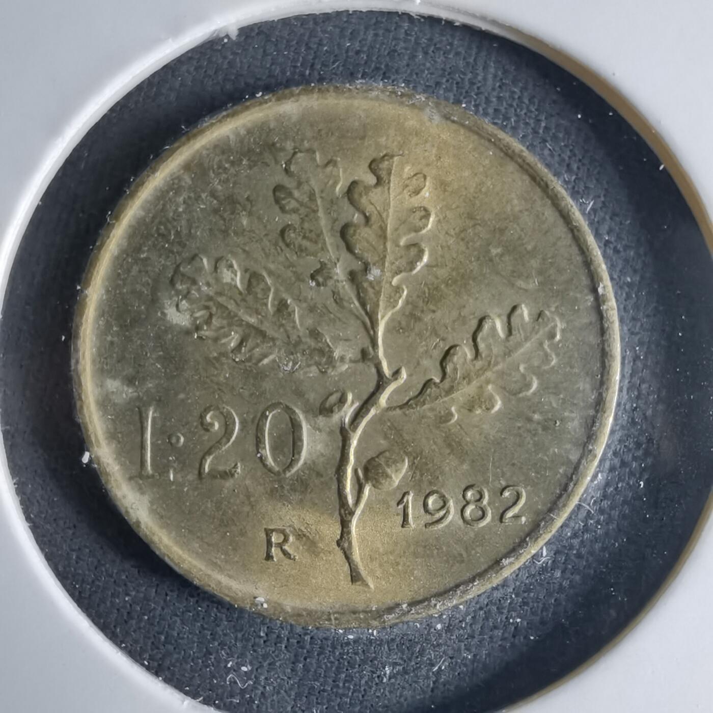 沼泽如烟--第1039场 意大利1982年20里拉