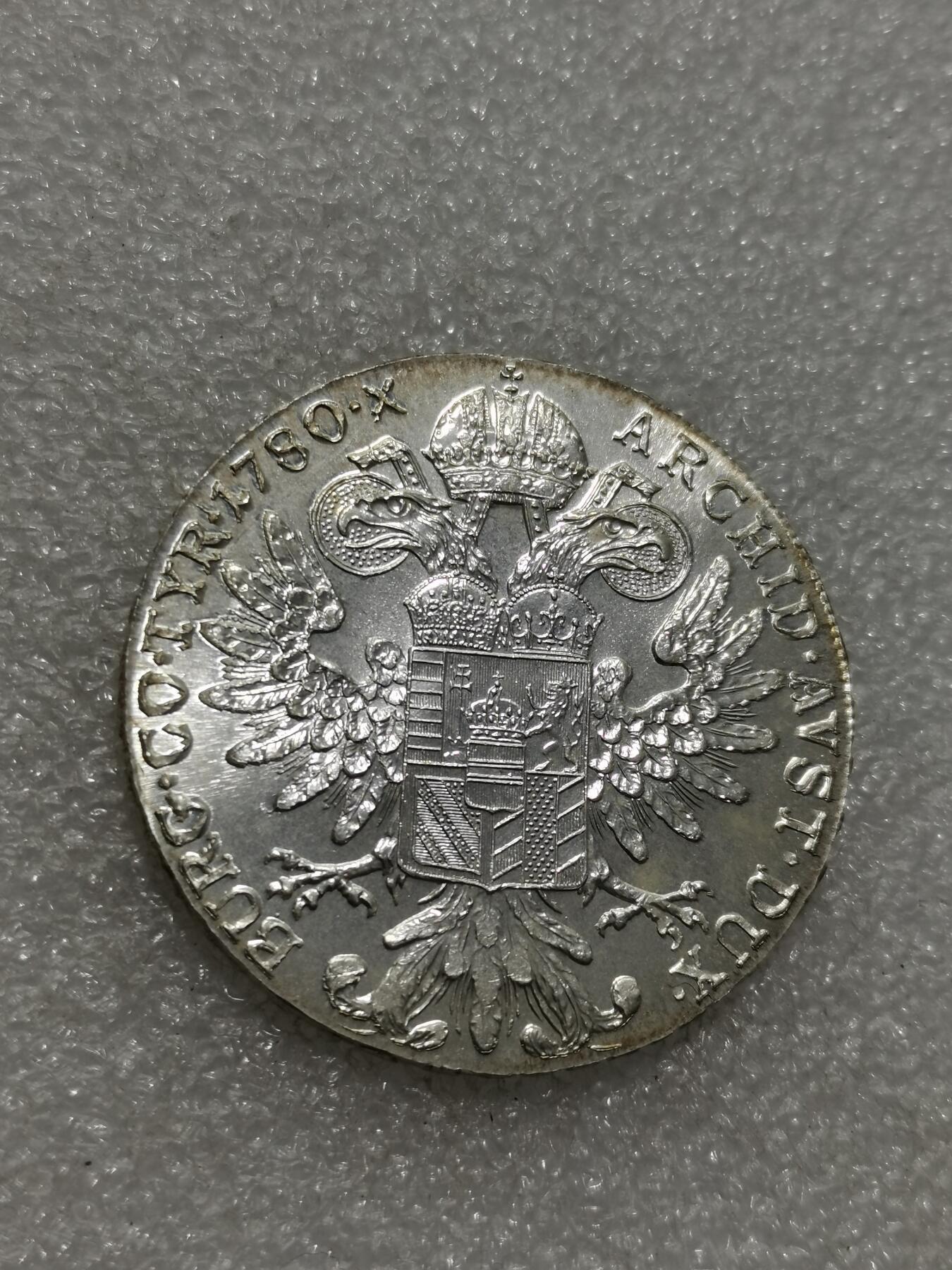 天下钱庄专场欢迎参拍 奥匈帝国大奶妈银币，官方后铸