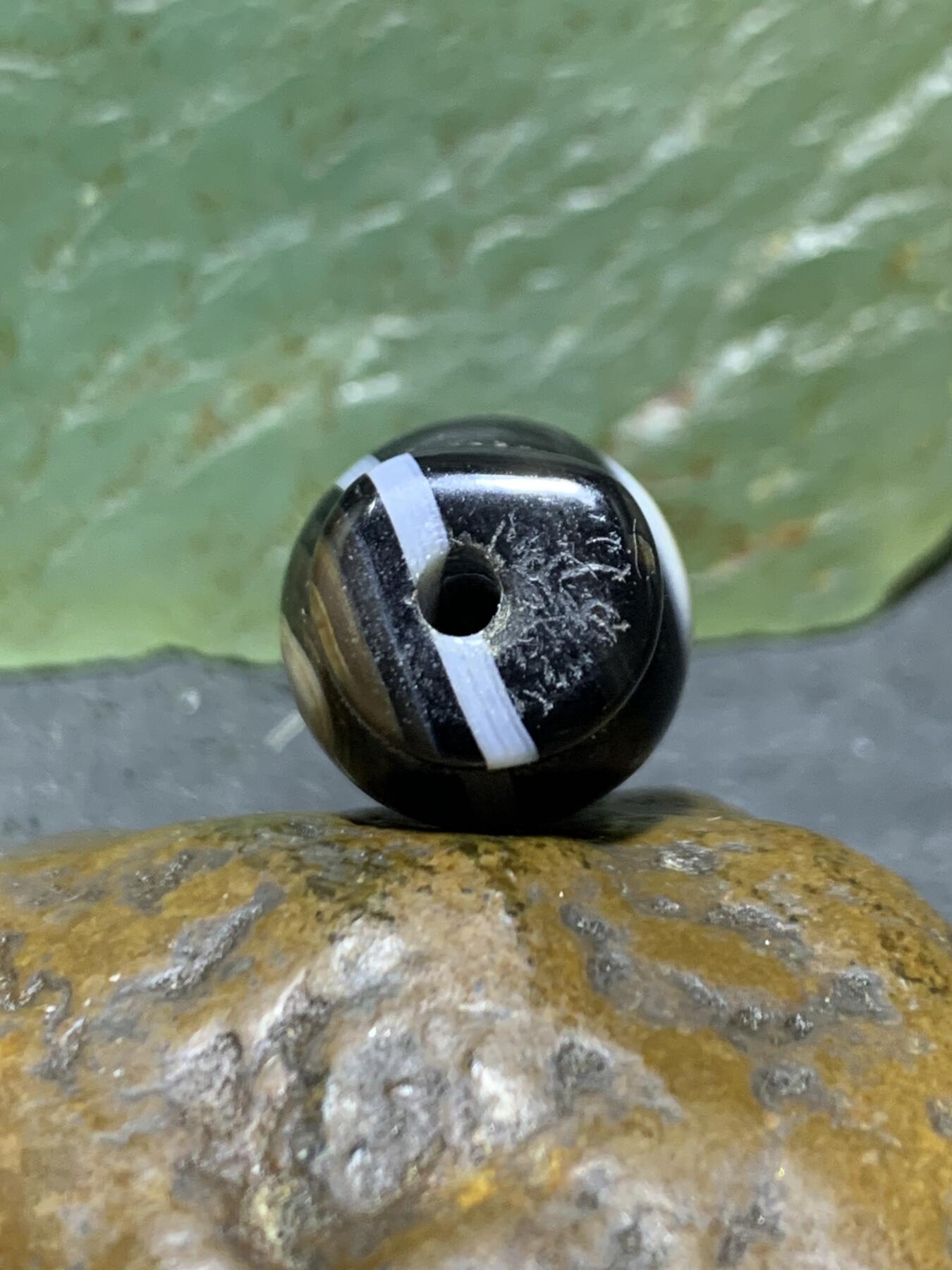 药师玛瑙通货瓶形珠一个！