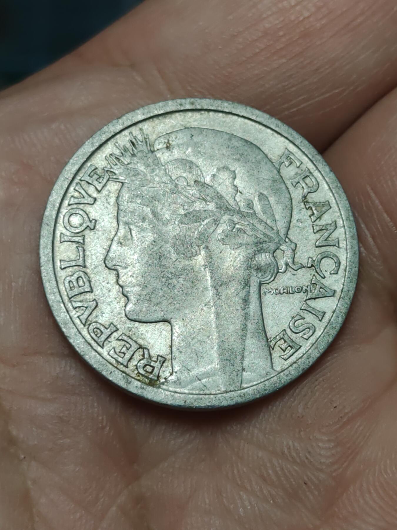 2026年第三十九场(总第二百零八场）外国好品散币场(免佣金) 少见年份–法兰西第四共和国1944年2法郎(第一版，发行量最少年份)