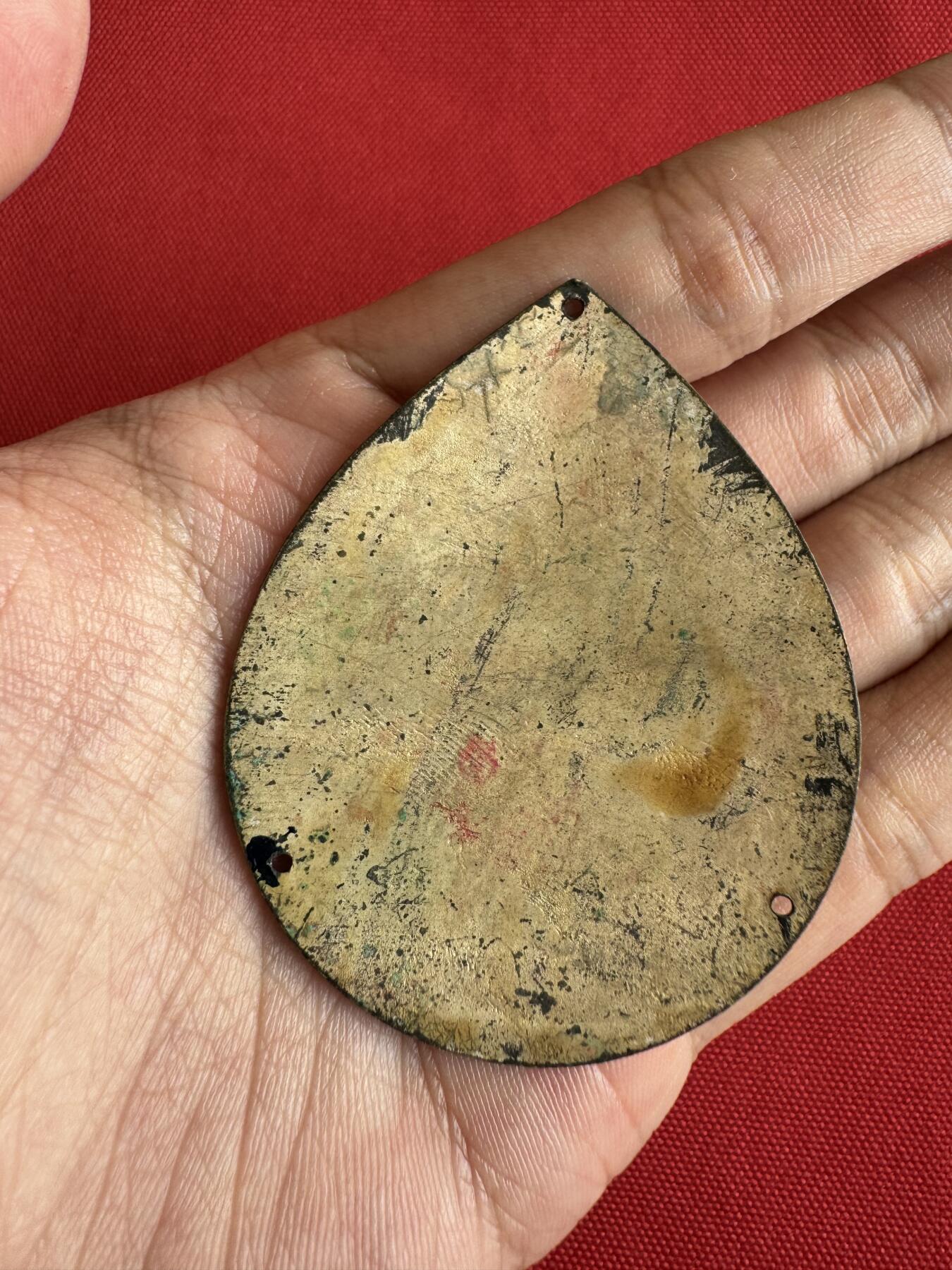 五哥徽章群   31号周二晚上八点4群联拍