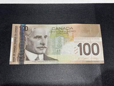 《外钞收藏家》第六百二十二期（精品场）（长期征集拍品、欢迎藏友们联系合作） - 加拿大旅版100元 AU品相 尾88