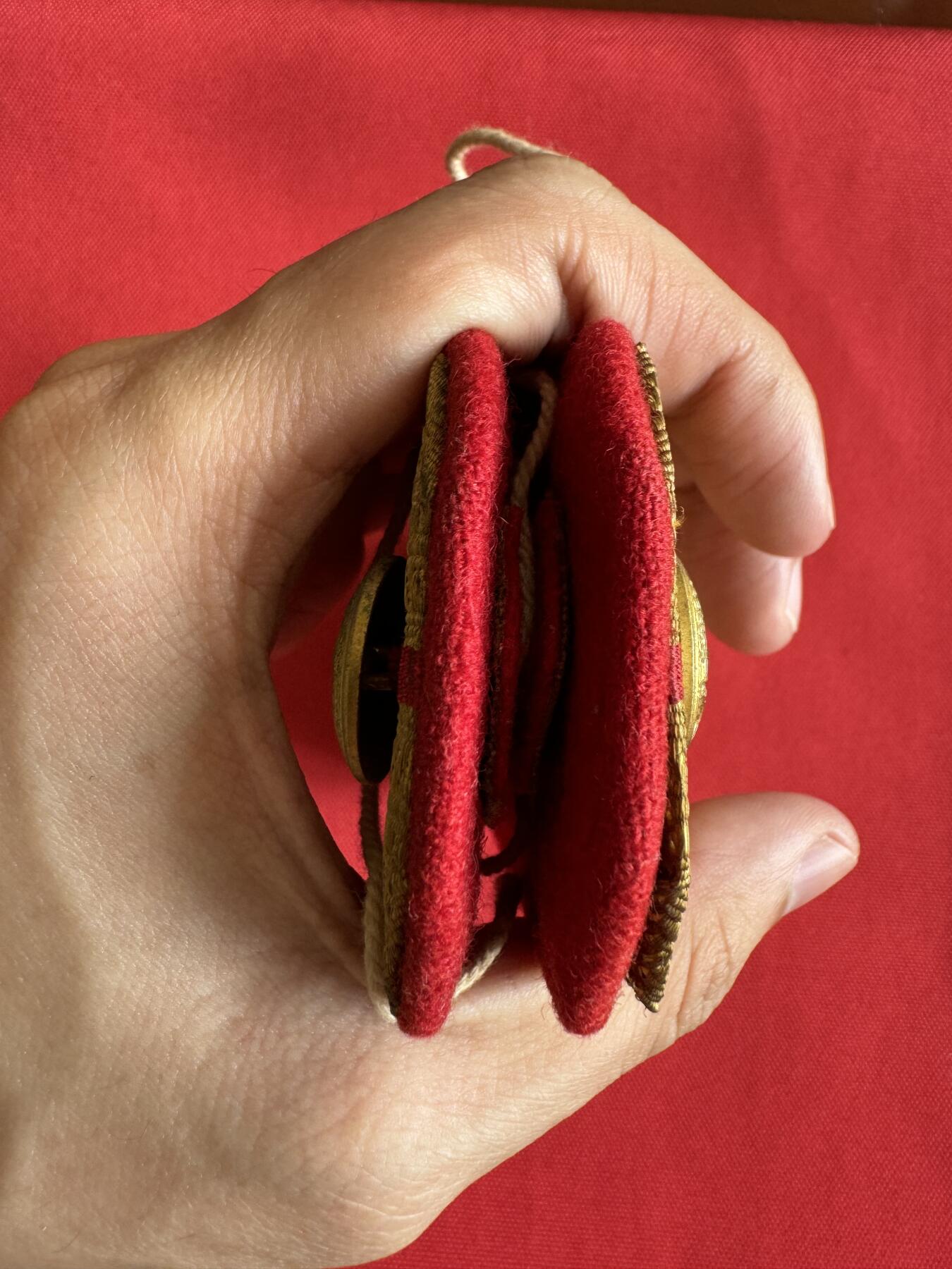 五哥徽章群   31号周二晚上八点4群联拍 肩章