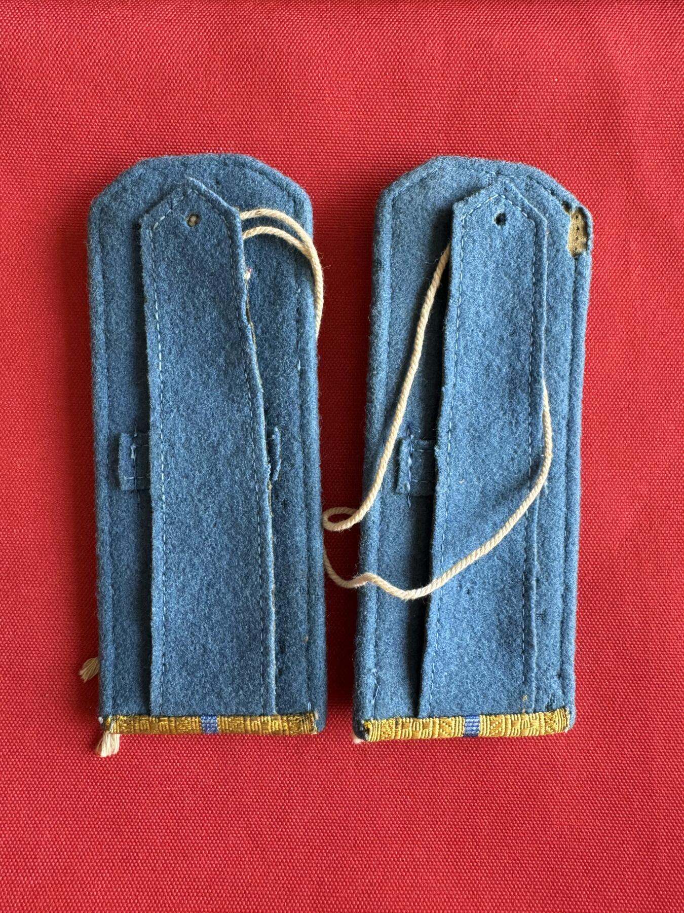 五哥徽章群   31号周二晚上八点4群联拍 肩章