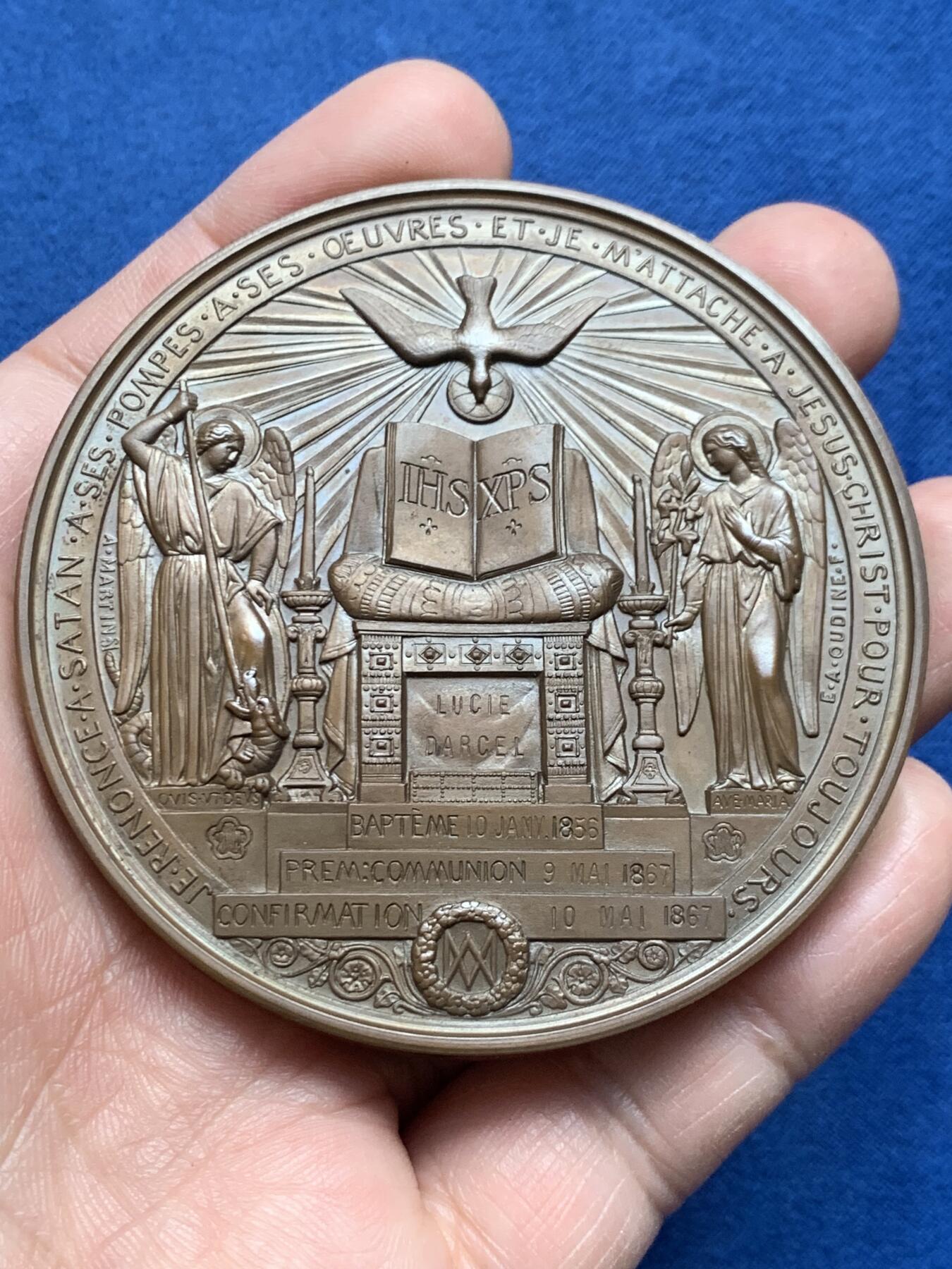 《竞宝斋》第476场 周日，周一 2场连拍 （全场包邮）欢迎送拍 法国圣餐洗礼大铜章 好品 141.8克 68.6mm 蜜蜂铜标 带盒