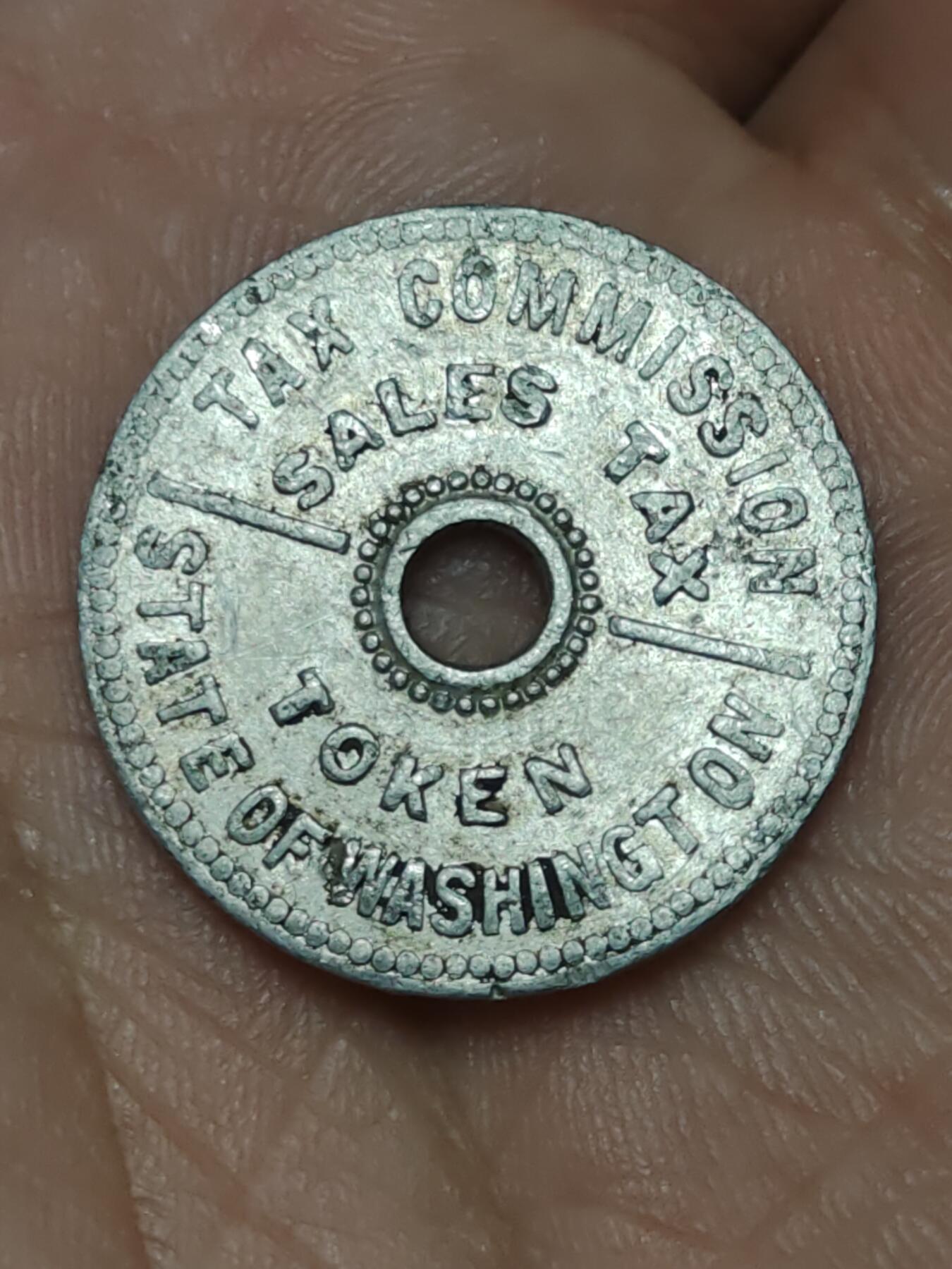 2026年第三十九场(总第二百零八场）外国好品散币场(免佣金) 美国🇺🇸约1935–1960年代币(华盛顿州销售税代币，1935年华盛顿州通过《1935年税法》正式推出销售税制度，这类代用币就是为了解决小额交易的 fractional cent（分以下）税收问题而发行的)