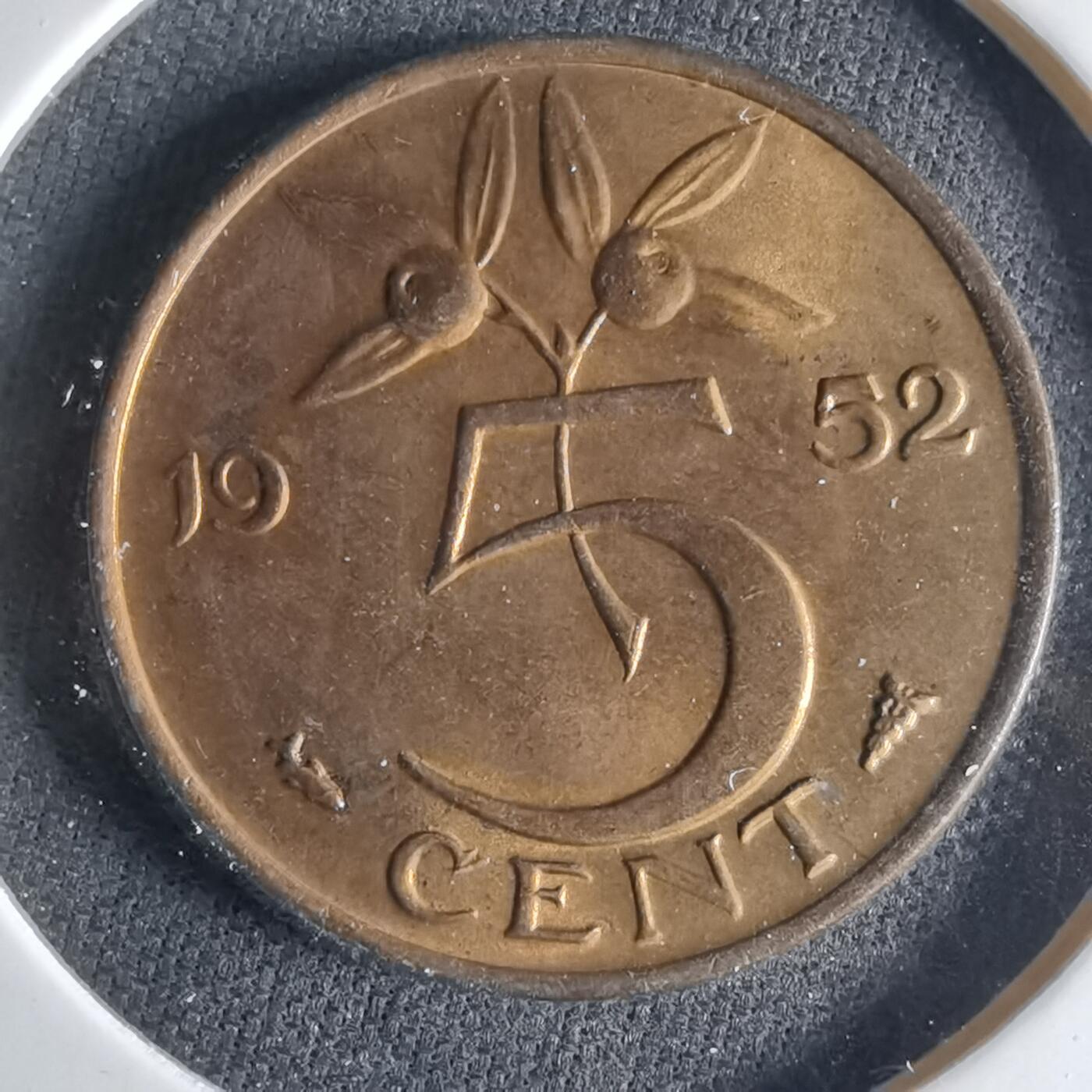 沼泽如烟--第1039场 荷兰1952年五分