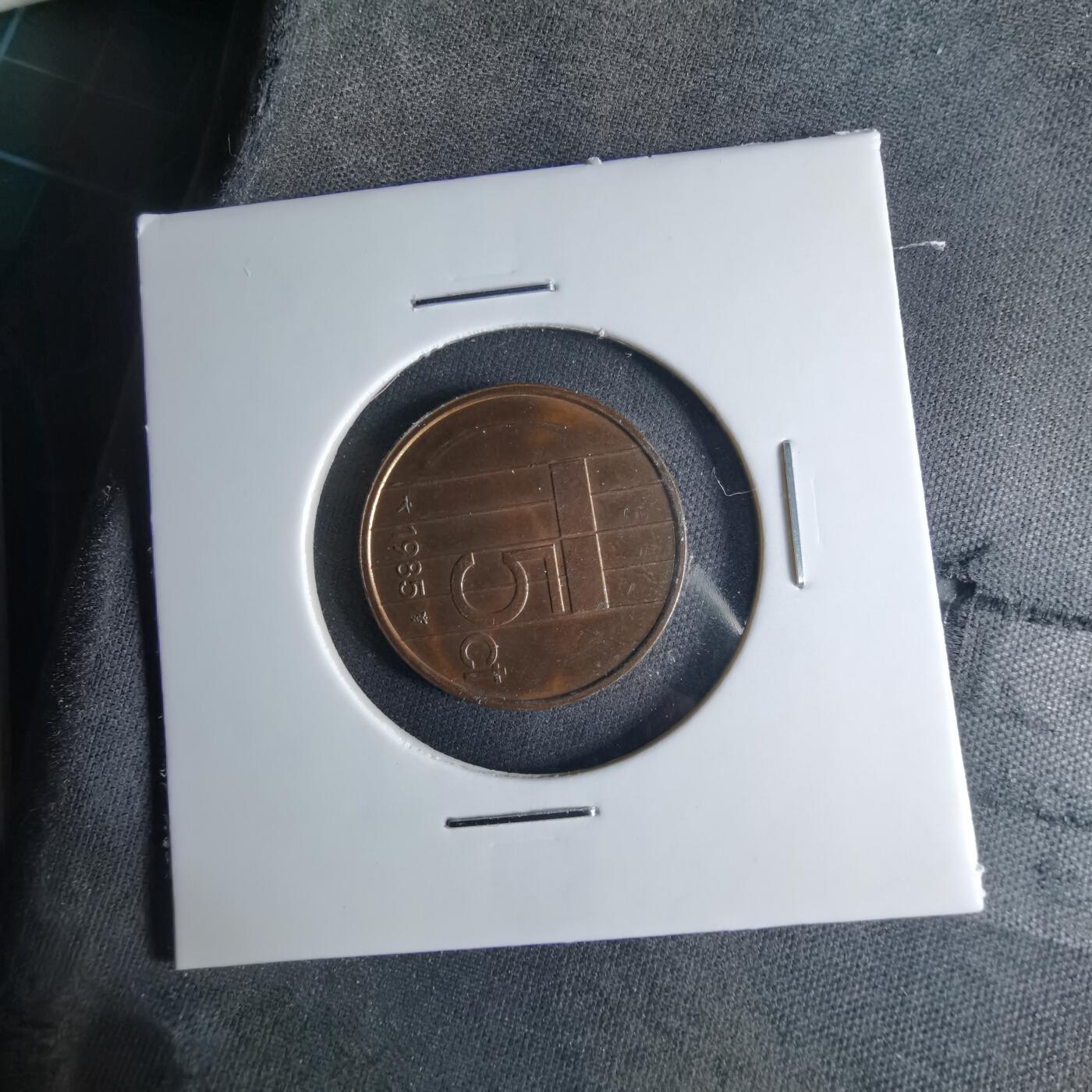 沼泽如烟--第1039场 荷兰1985年五分