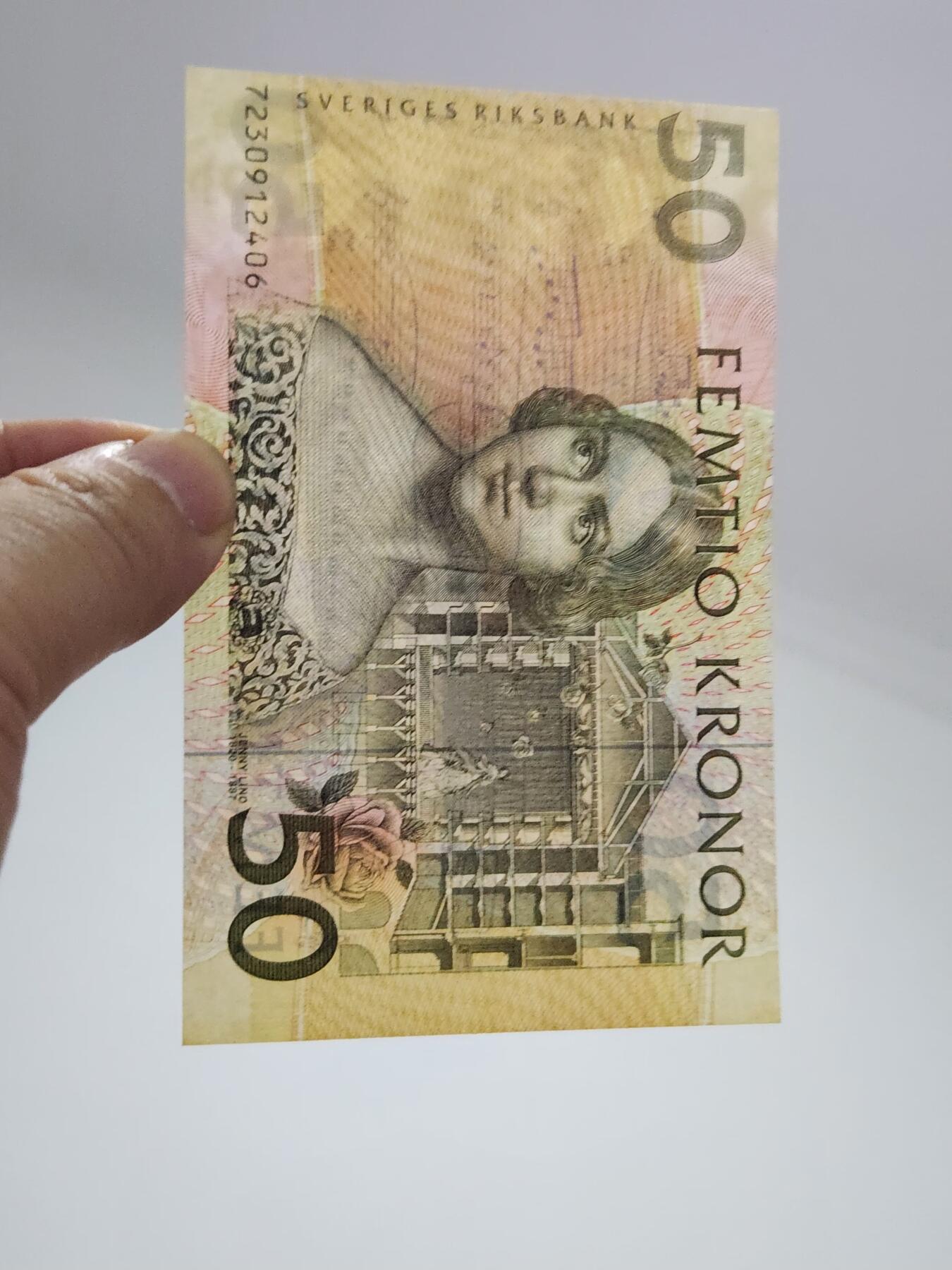 3月29号晚上8点 外国纸币自动截拍第48场 瑞典1997初版(无全息)50克郎 极美品