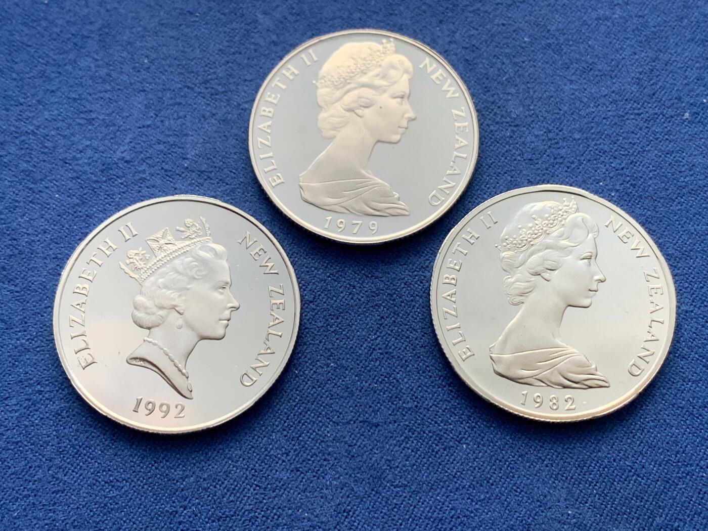 《竞宝斋》第476场 周日，周一 2场连拍 （全场包邮）欢迎送拍 三枚一组 PROOF 新西兰1979、1982、1992年50分