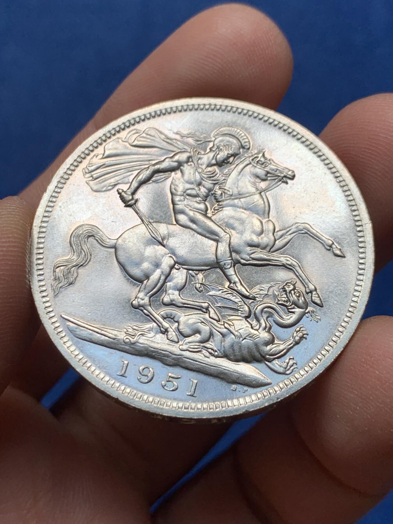 《竞宝斋》第476场 周日，周一 2场连拍 （全场包邮）欢迎送拍 1951年 原光英国乔六马剑 最后流通的镍马剑 红盒 证盒齐全 状态不错