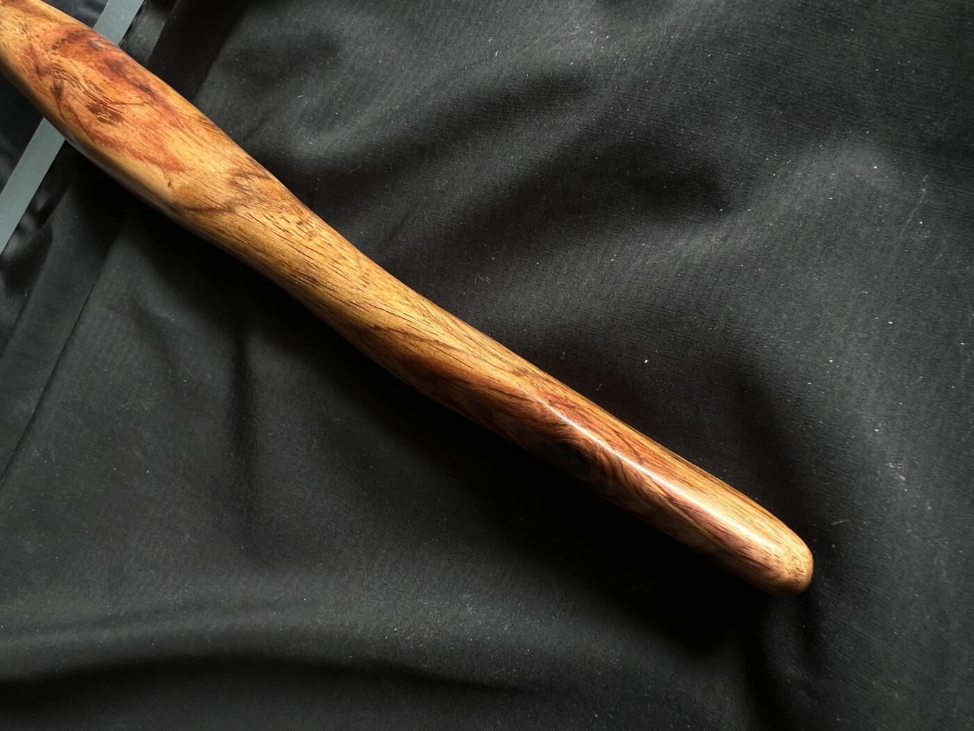 零元拍：NO.10海南黄花梨随形文玩把玩棍，尺寸约：37.5/2/4.5CM