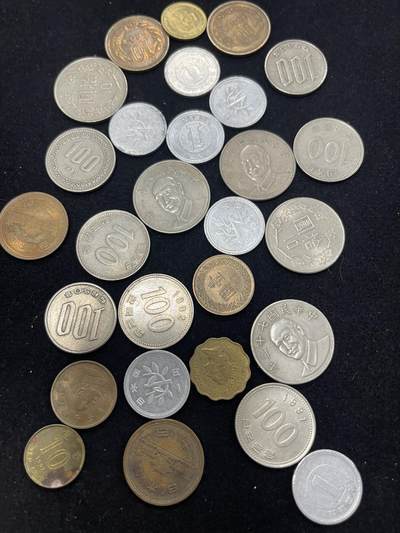 限时免佣！春季钱币邮票杂项专场拍卖-第二期 - 世界各地硬币一组