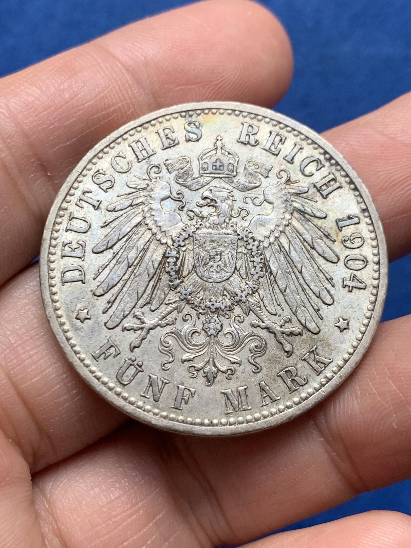 《竞宝斋》第476场 周日，周一 2场连拍 （全场包邮）欢迎送拍 德国1904年奥托5马克银币 流通好品背面转光明显