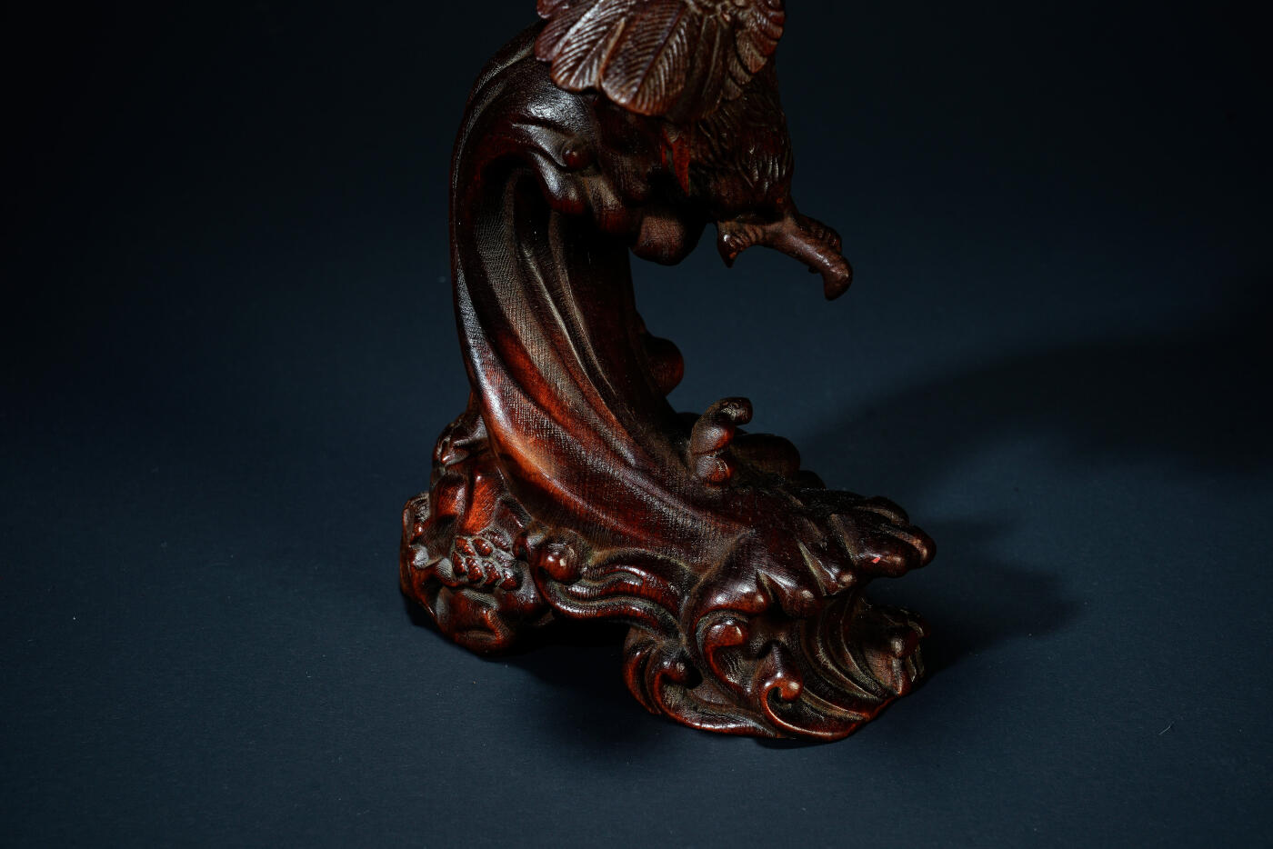 上海都达杂项专场六十七【全场包邮】 清代老黄杨木精雕《雄鹰展翅》摆件