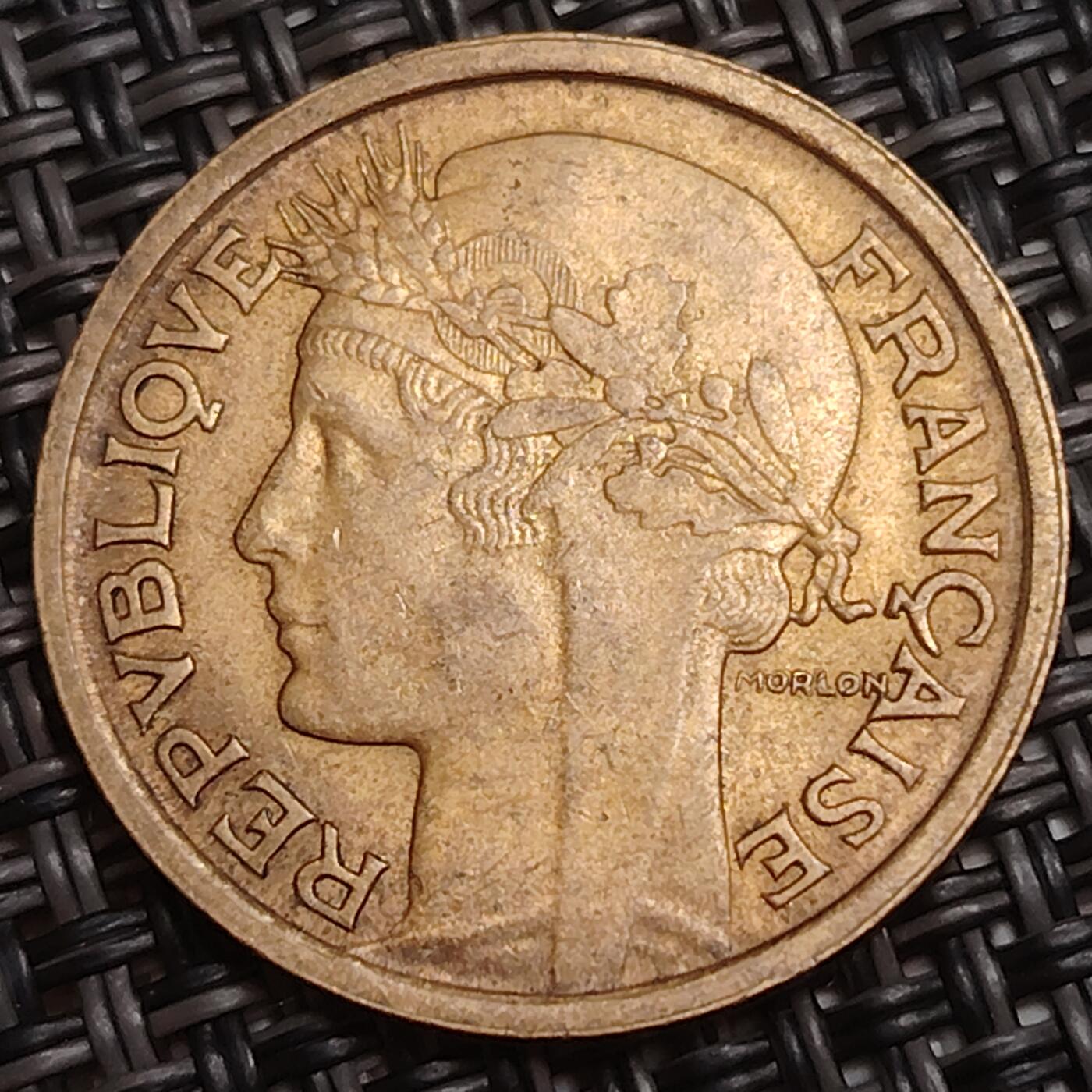 布加迪🐬～世界钱币(上海)🌾第 286 期 /  各国套币和散币 法国🇫🇷 1939年 1法郎