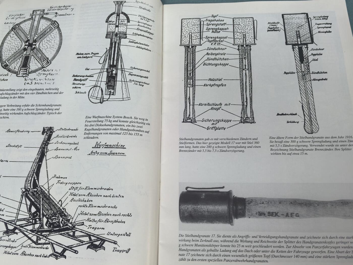 盛世勋华——号角文化勋章邮票专场拍卖第311期 德语专业文献 武器与武库系列 德国手榴弹1914-1945