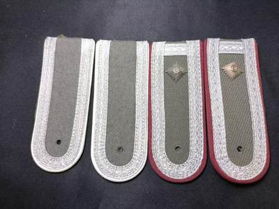 云宸嘉赏-勋臻文献佳藏优品精选场次（低佣 转发佣金红包） - 民主德国人民军士官肩章一组（步兵军士、史塔西志愿士官） 