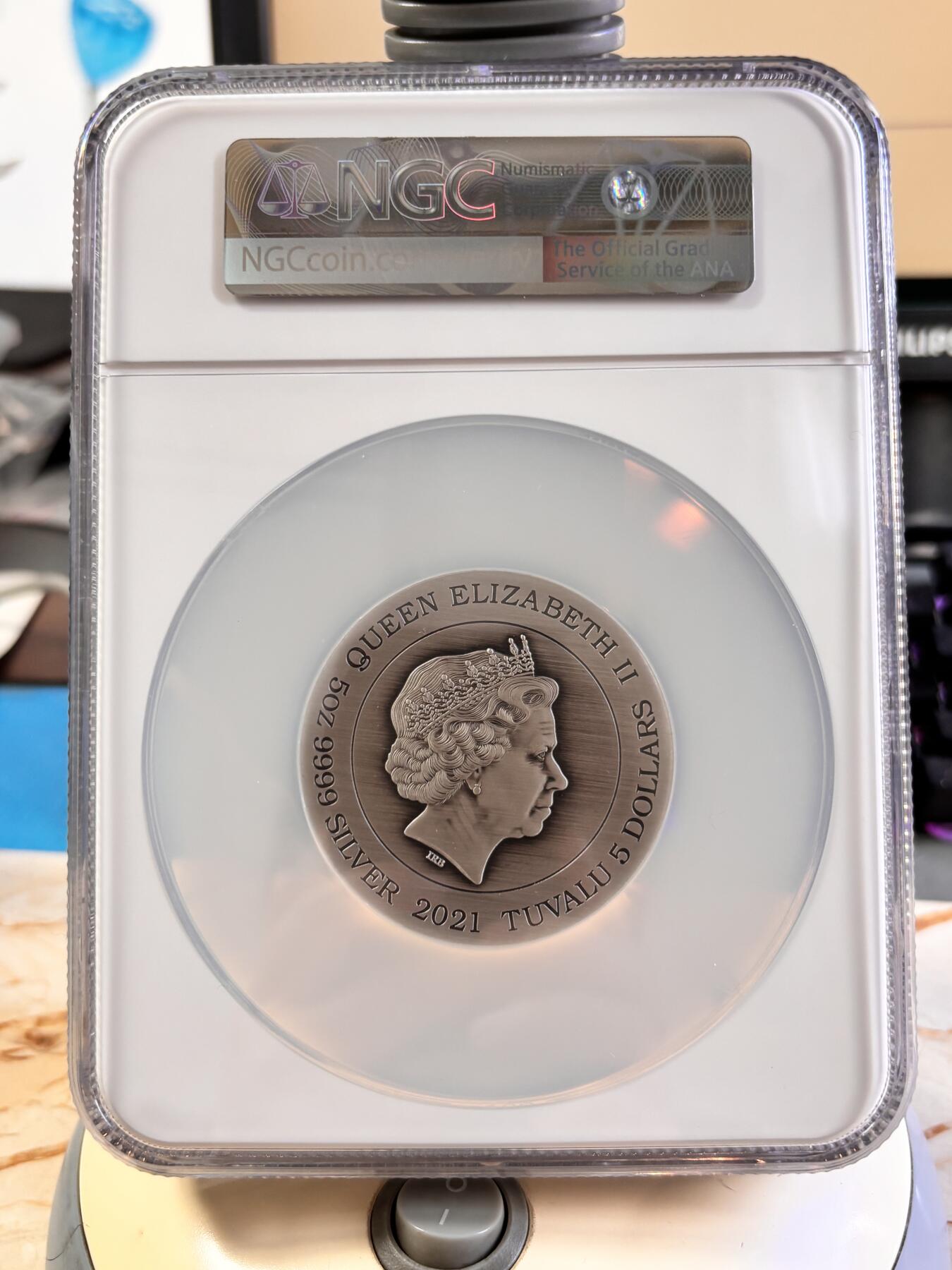 第196期拍卖 图瓦卢2021年十二星座5盎司仿古彩银币NGC-MS70首，9999银，发行488枚