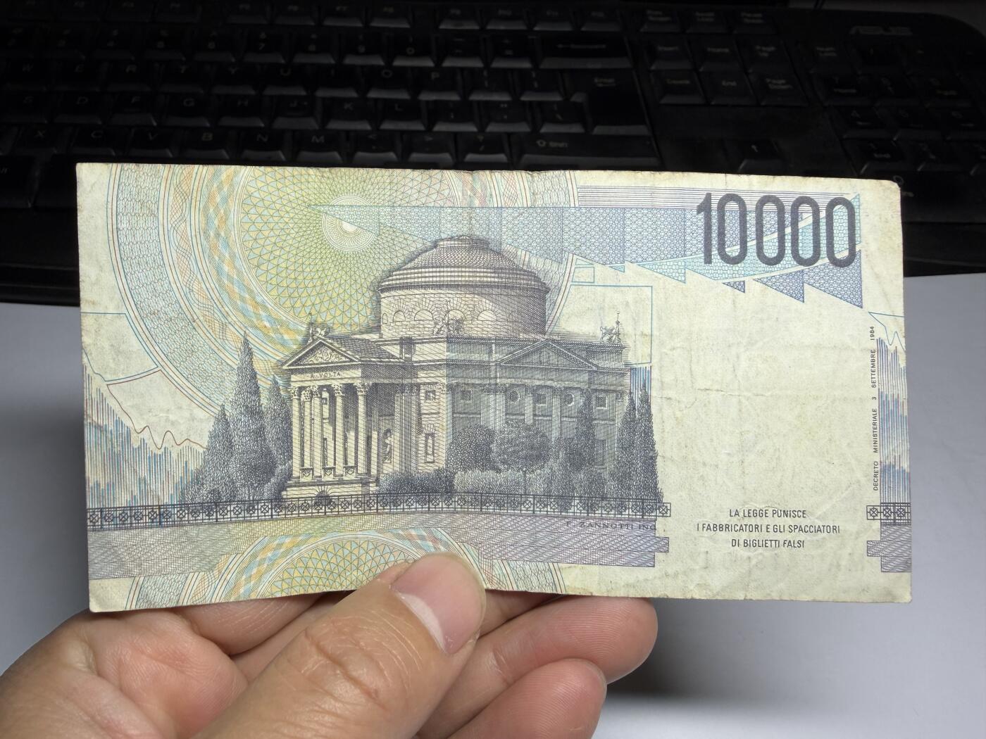 2026年集古藏今外币拍卖第三期-第10场—（总第320拍-纸币专场），本期拍完结算一次，发货时间2-3天，休息几天后继续新的一期拍卖。