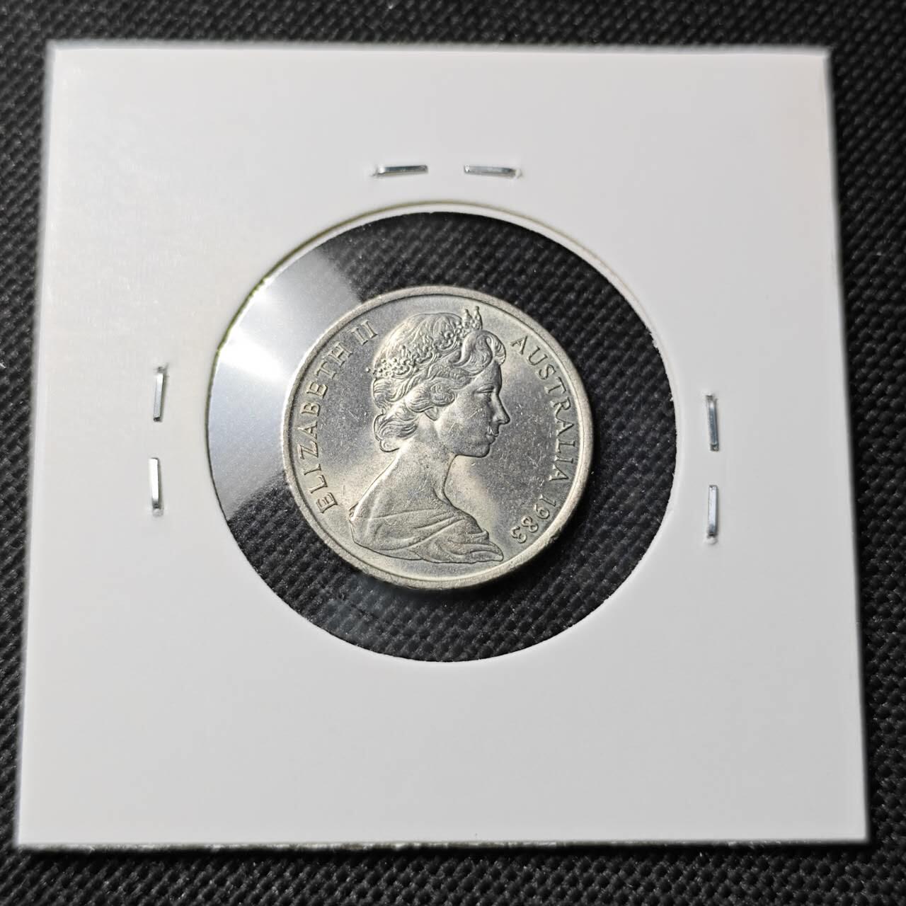 KK钱币收藏小铺  第412期 2月预留时间 周末发货 1983澳大利亚5分 好品