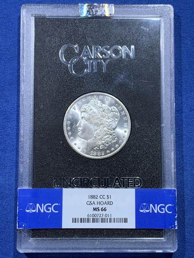 《竞宝斋》第476场 周日，周一 2场连拍 （全场包邮）欢迎送拍 - NGC MS66 美国 1882 CC 摩根银币 稀有卡森厂 麦稀奇所见最高分 转光犀利 打制极美 银霜感十足 不可错过的极佳收藏品 一枚毕业