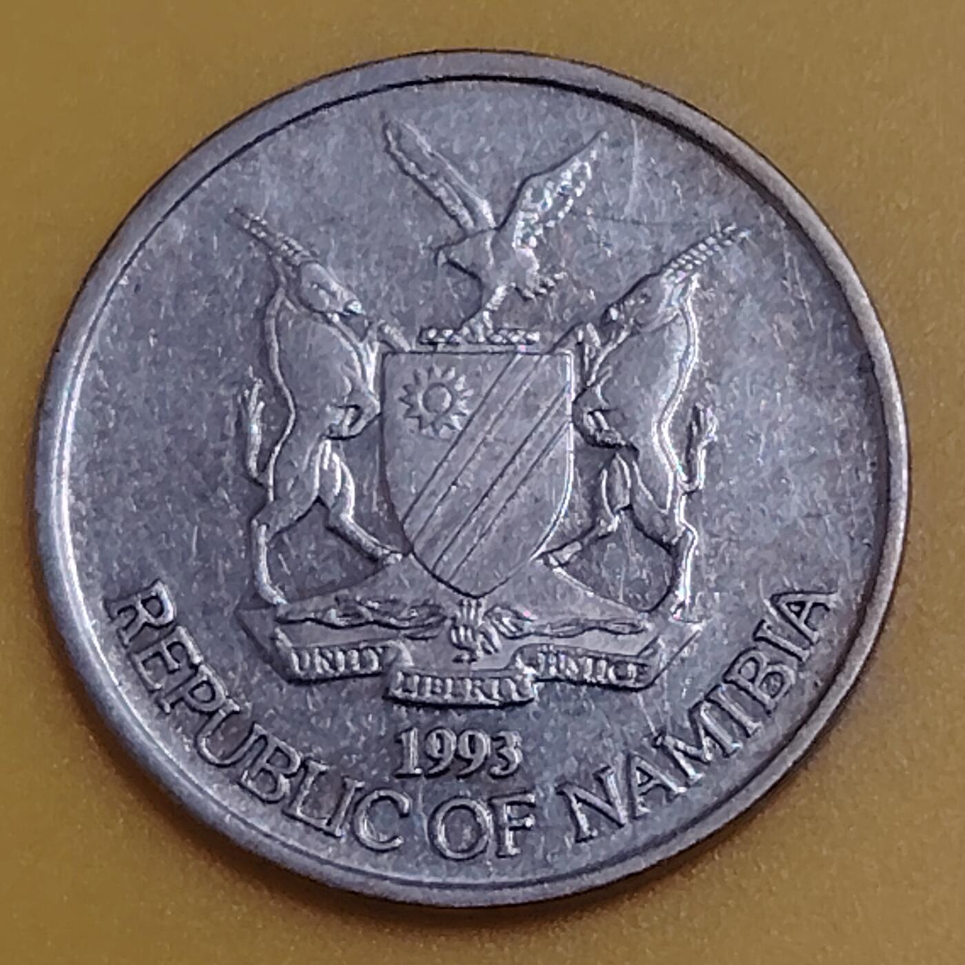 布加迪🐬～世界钱币(上海)🌾第 286 期 /  各国套币和散币 纳米比亚🇳🇦 1993年 10分