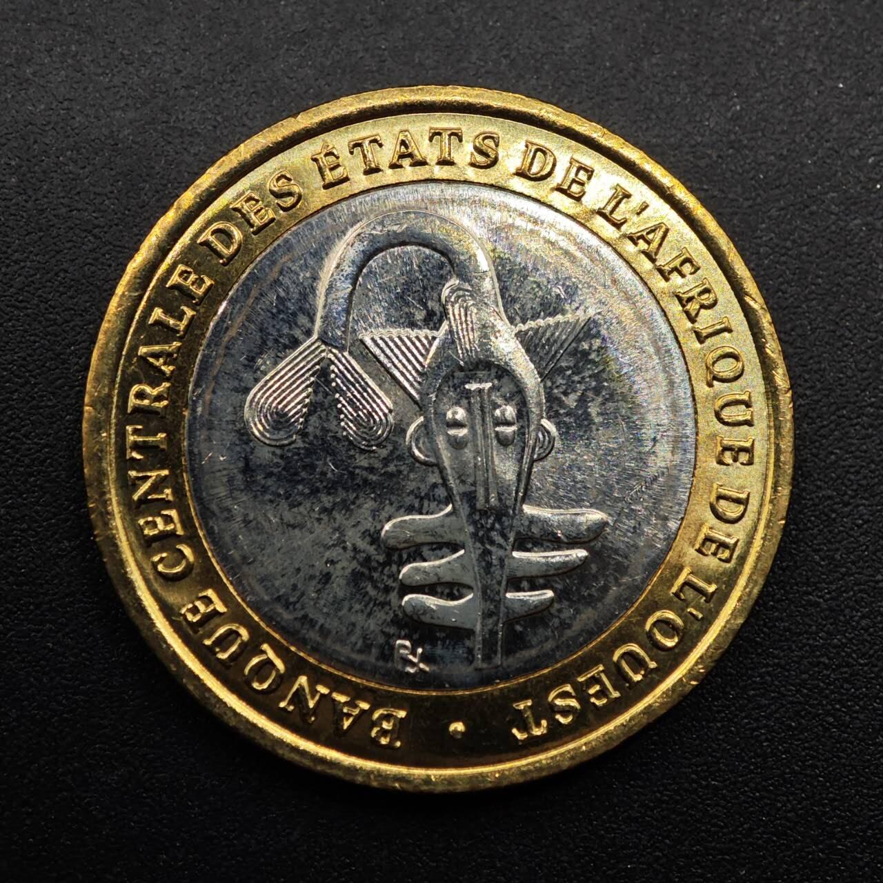 【淘币小摊】实时拍第八百八十六拍   散币场    每周一统一发货 西非2004年500法郎