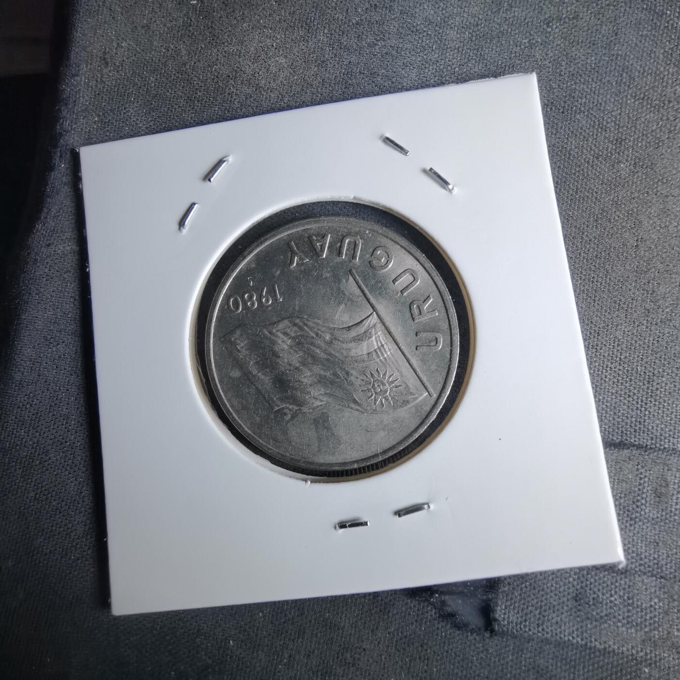 沼泽如烟--第1042场 乌拉圭1980年5比索